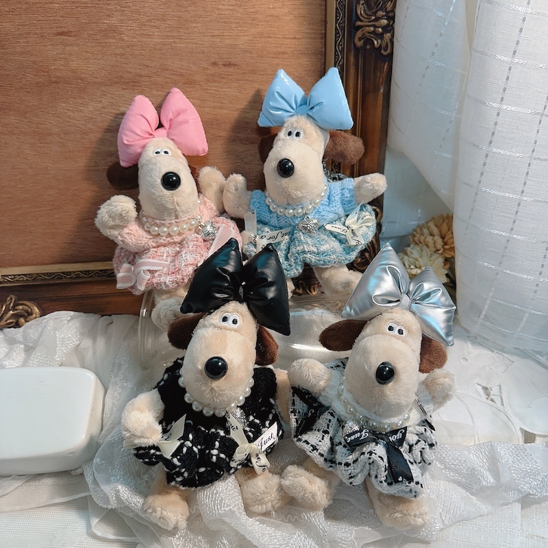 《02200》小香風毛呢裙裙掌門狗吊飾