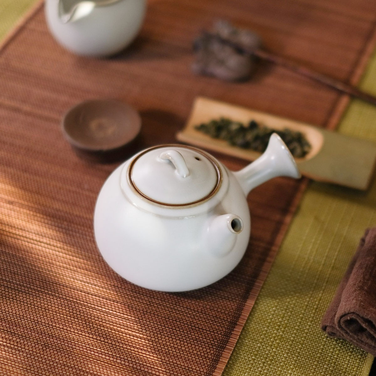 陶作坊｜懷汝寶滿側把壺_牙白_230ml