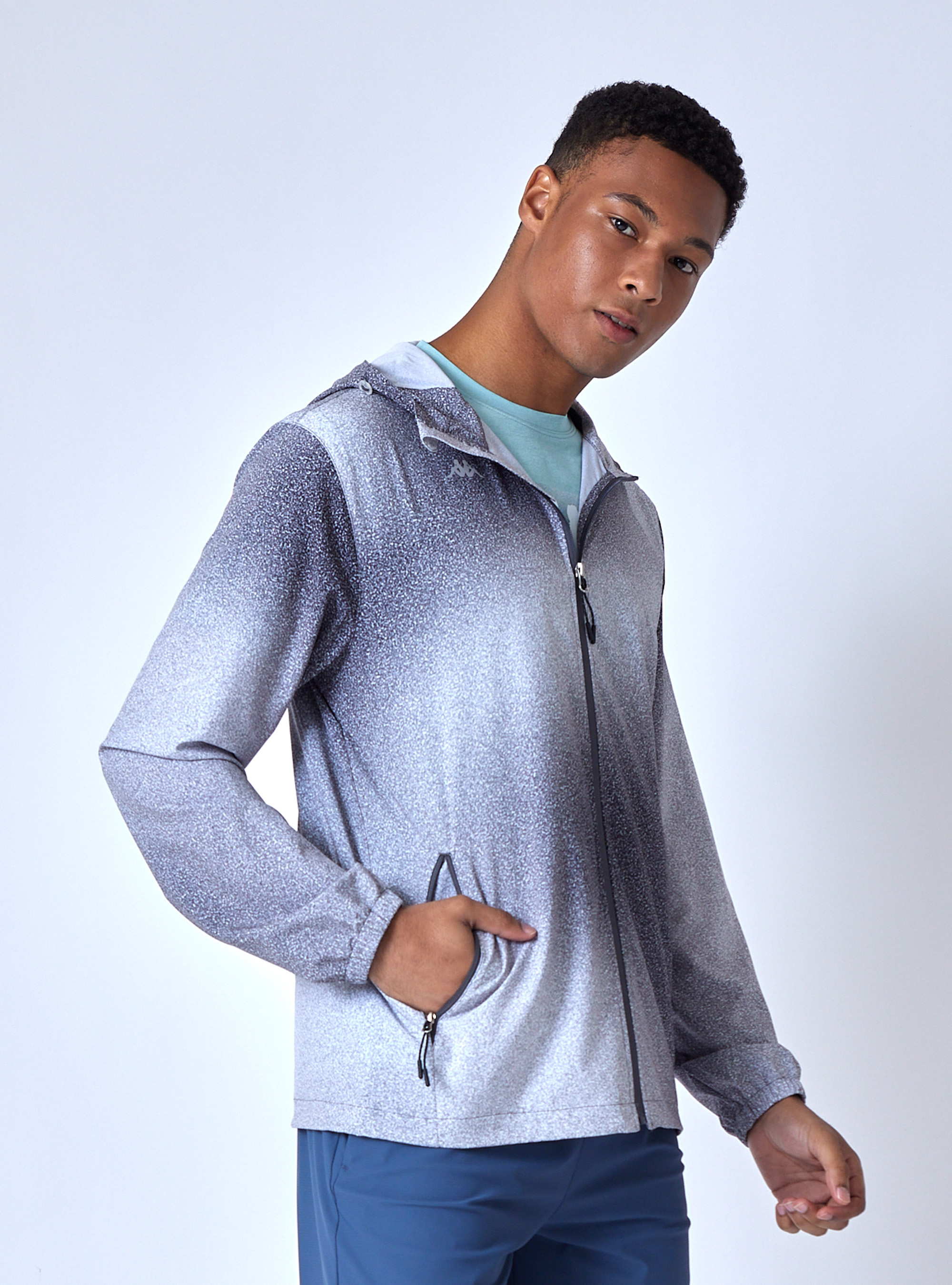 男女適穿 防潑水抗UV漸層連帽外套