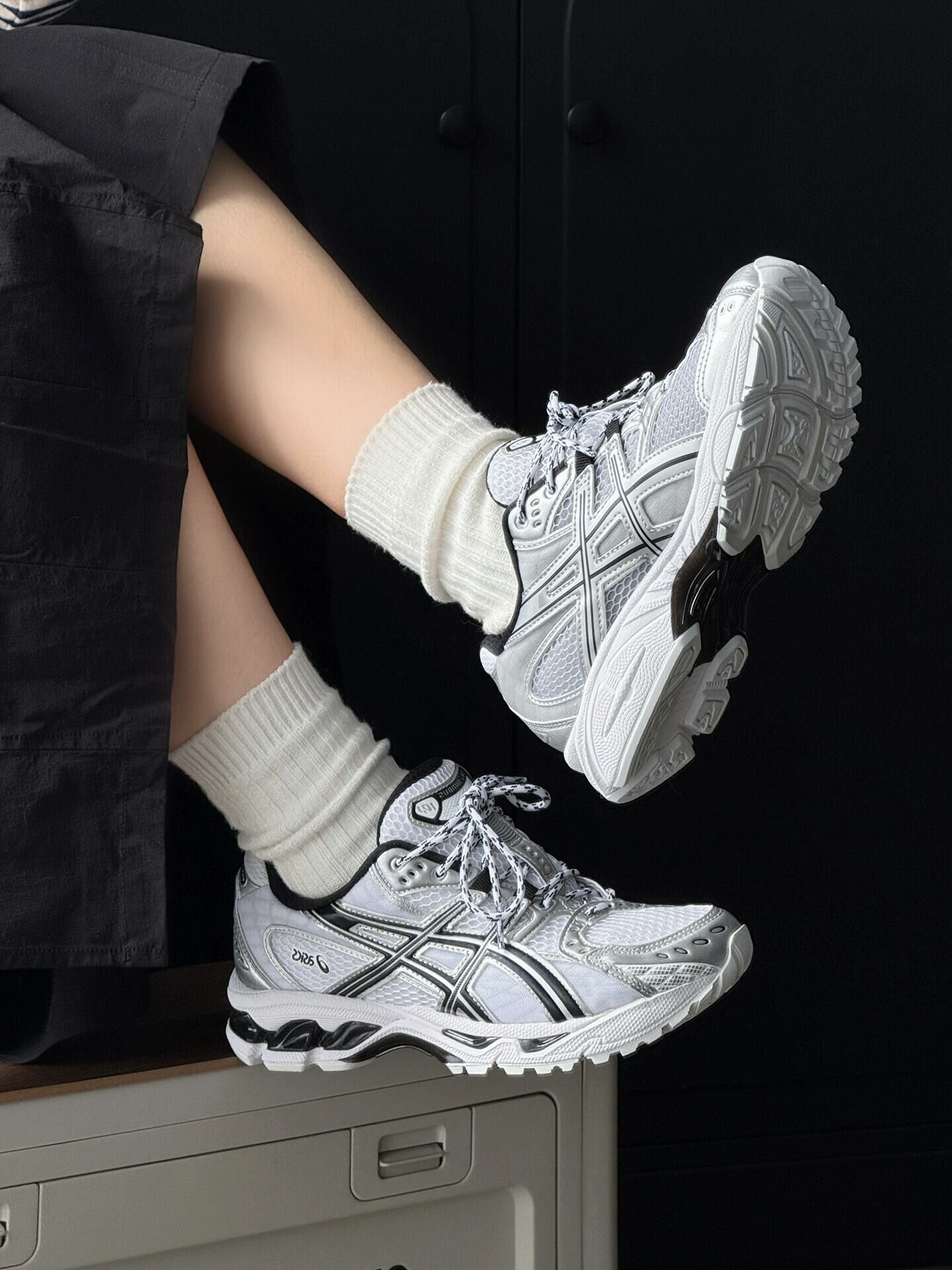 Asics Gel-Nimbus 10.1 白銀黑 白銀色 Y2K 復古 慢跑鞋 老爹鞋 1203A780-101/預購