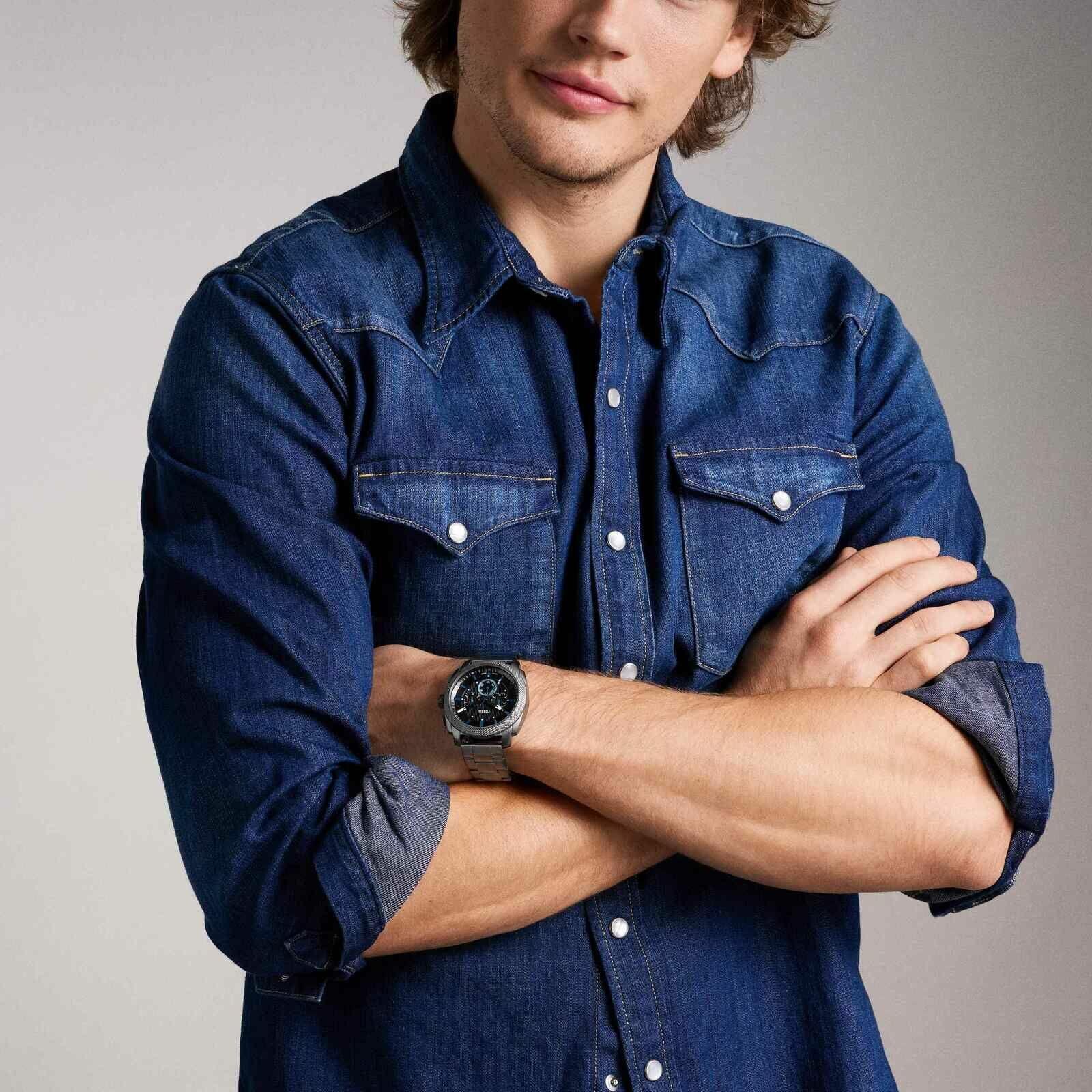 萬年鐘錶 - Fossil  Machine 簡約經典撞色手錶 鐵灰色不鏽鋼錶帶男錶 FS6098  錶徑44MM