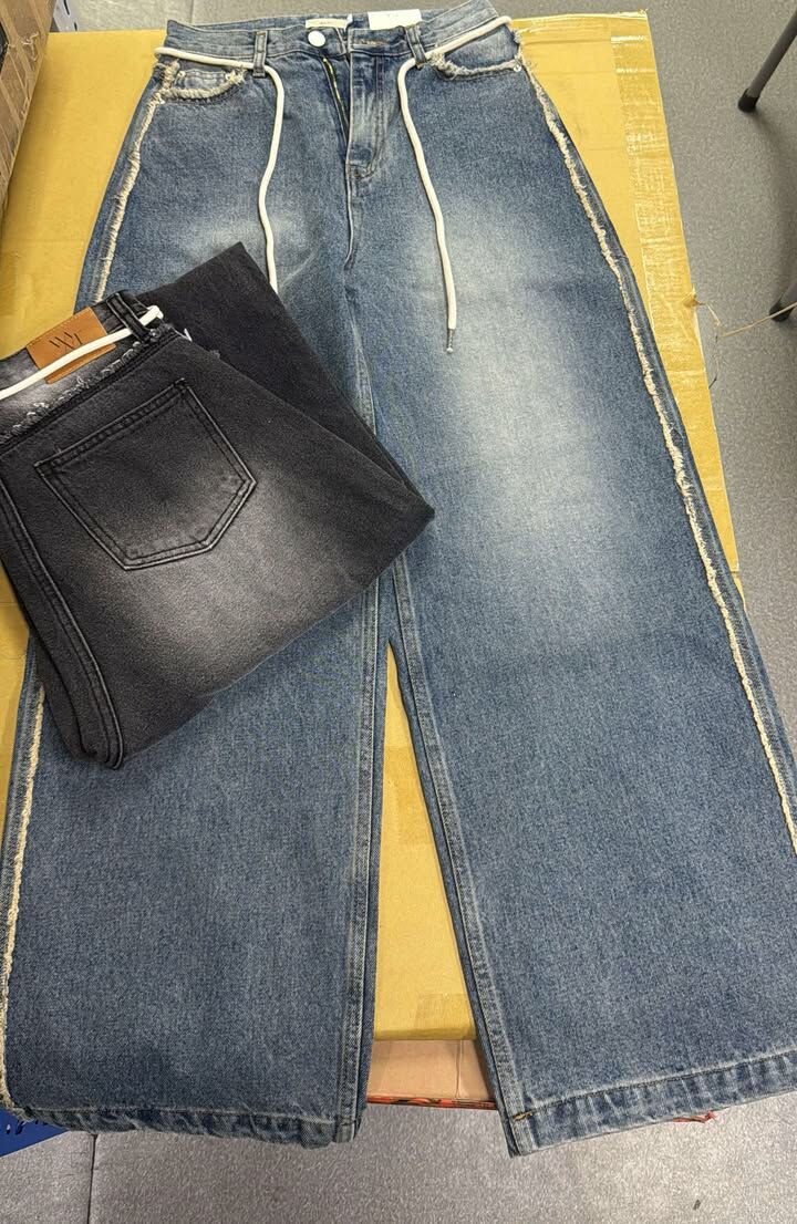 KR 韓國直腳闊身牛仔褲 (此為清貨價貨品,不設退換) (K2 F355)