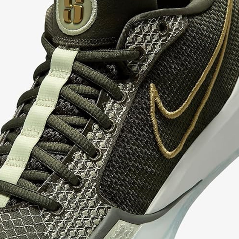 Nike Sabrina 1 