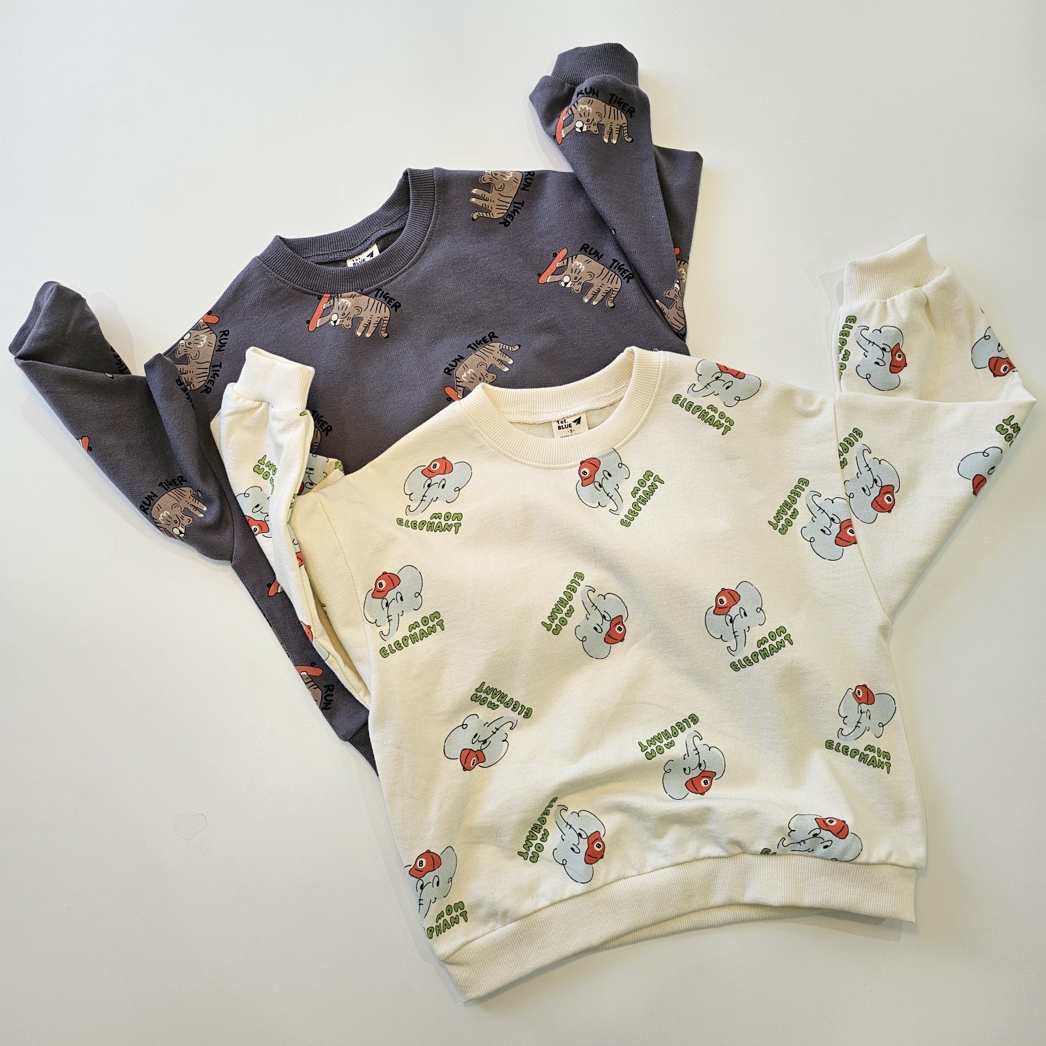 韓國 1st Blue-25春滿版動物款衛衣