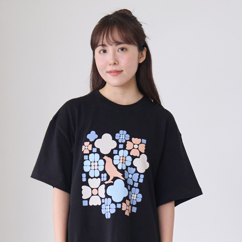 Oversized T-Shirt/Vintage Garden/Pastel/Black
