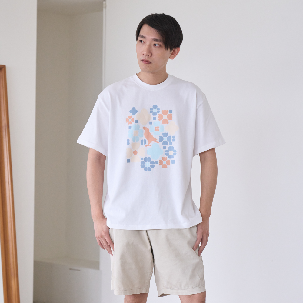Oversized T-Shirt/Vintage Garden/Pastel/White