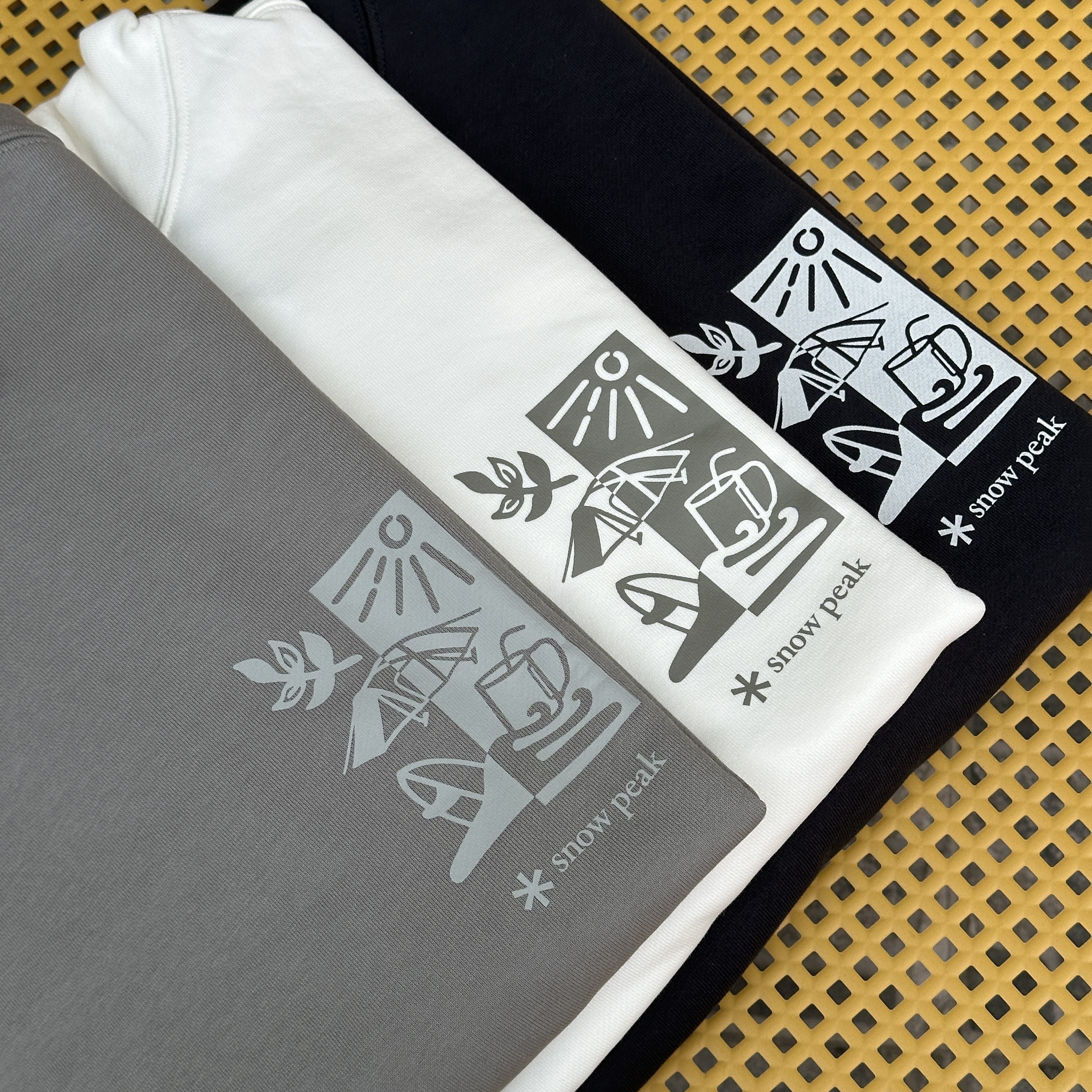 【現貨】snow peak Reverse Graphic Hood T-shirts 露營反向圖像 帽tee 長袖 S25SUFHD50