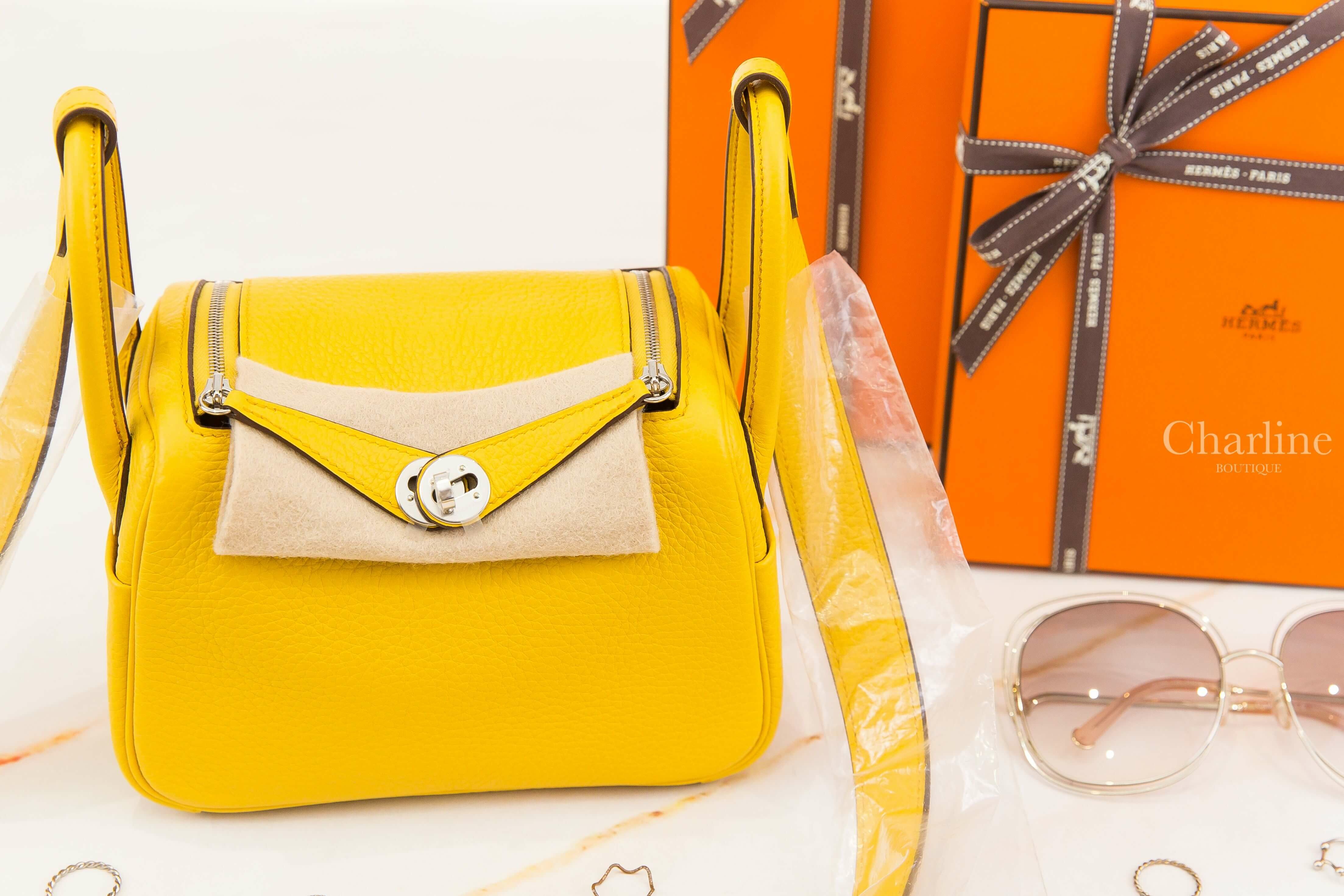Hermès Lindy Mini B4 Sun Taurillon Clemence 太陽黃銀釦