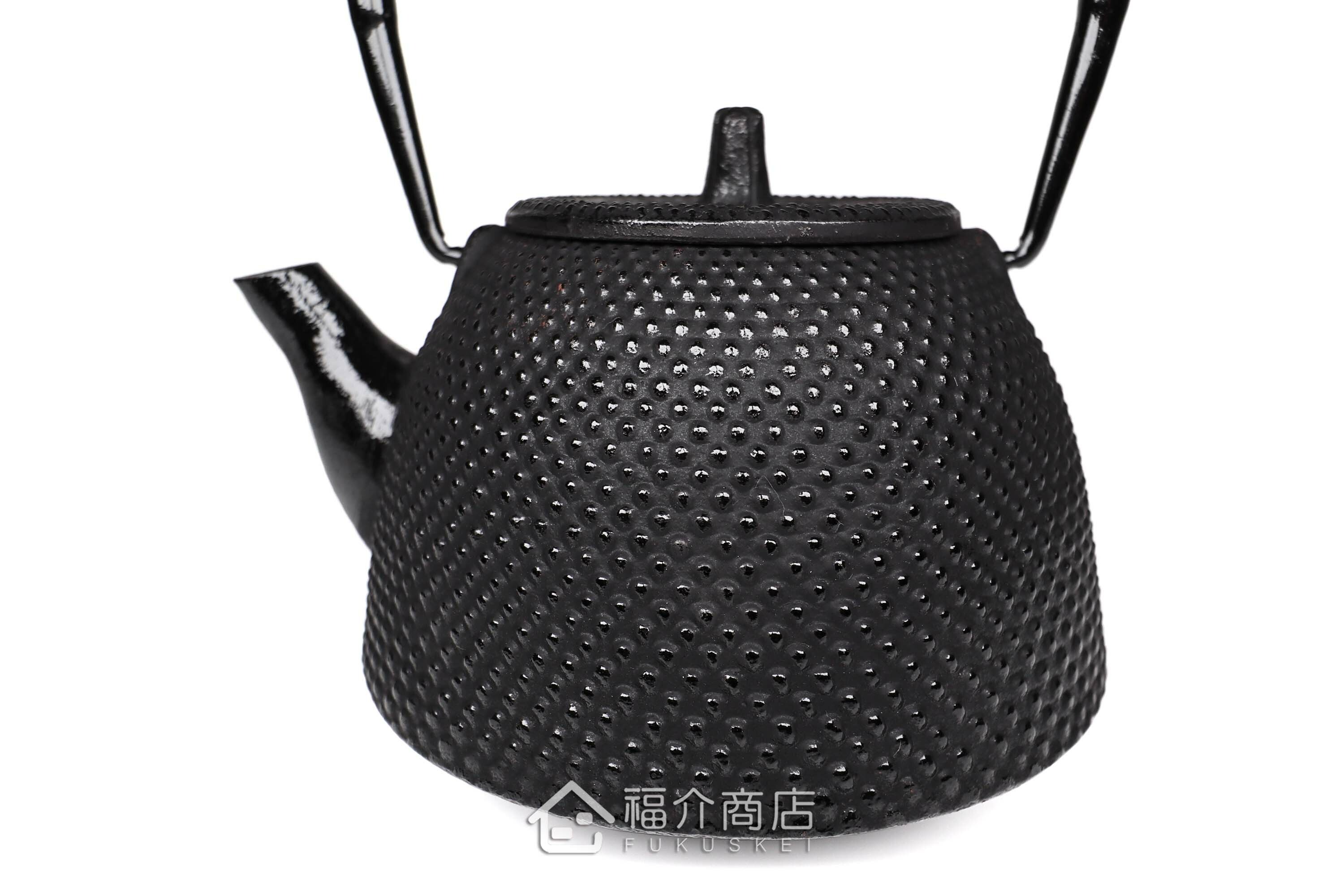 泡茶用的黑色霰紋造型鑄鐵泡茶壺