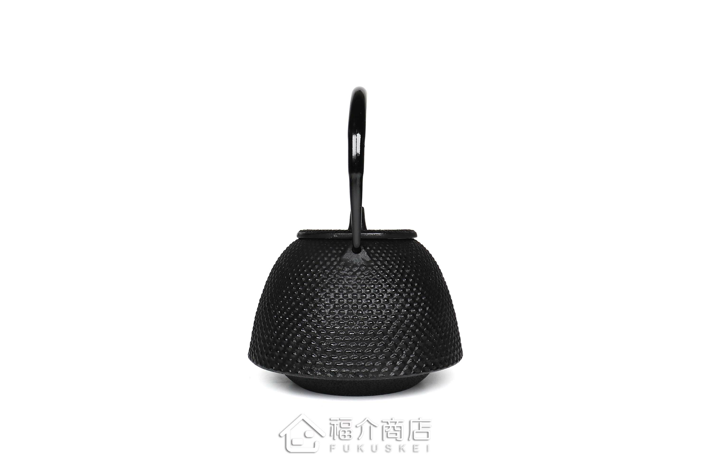 岩戶鑄工所製作的日本泡茶壺,黑色霰紋造型壺身