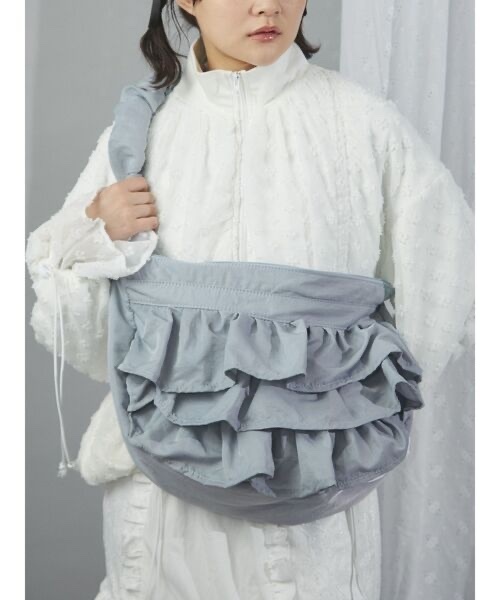 merry jenny / shoulder frill bag
