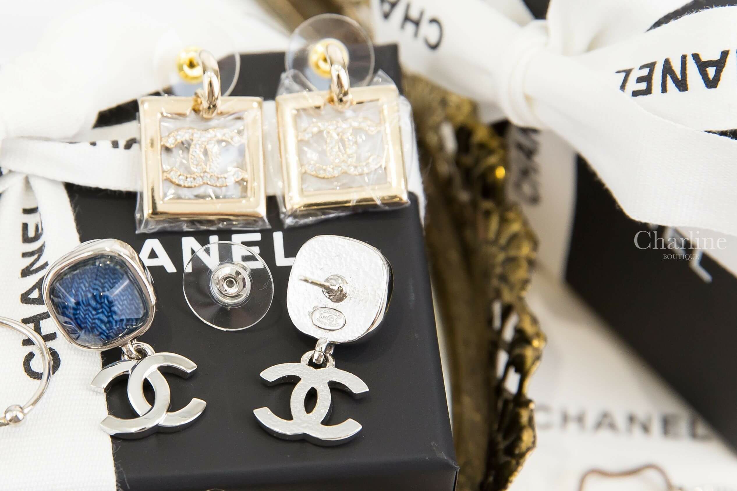 Chanel Earrings 單寧藍方塊銀色CC垂墜耳環-Charline Boutique 精品代購