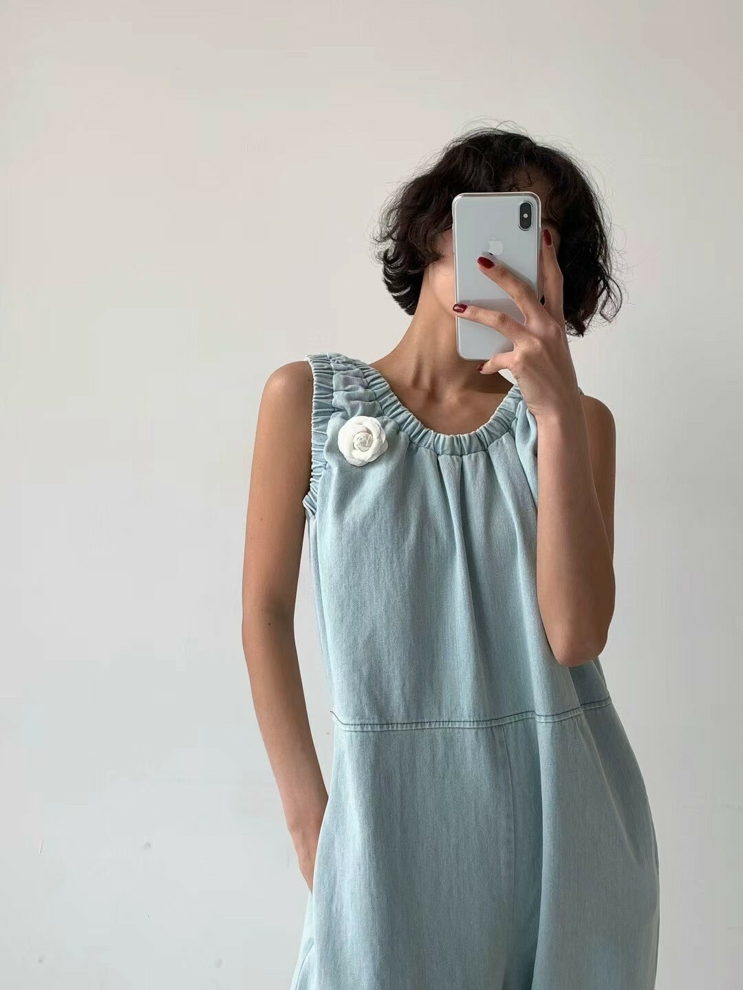 山茶花寬肩帶背帶褲