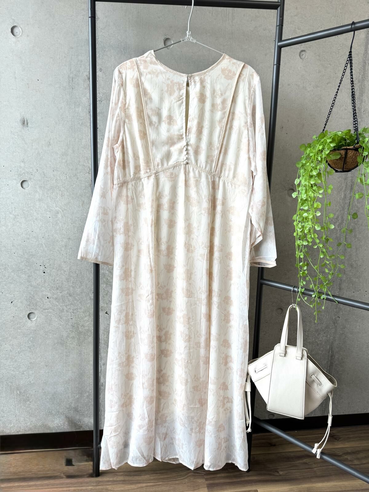 {Special Price} 透明花朵 2WAY 喬其紗米色連身裙【日本直送】