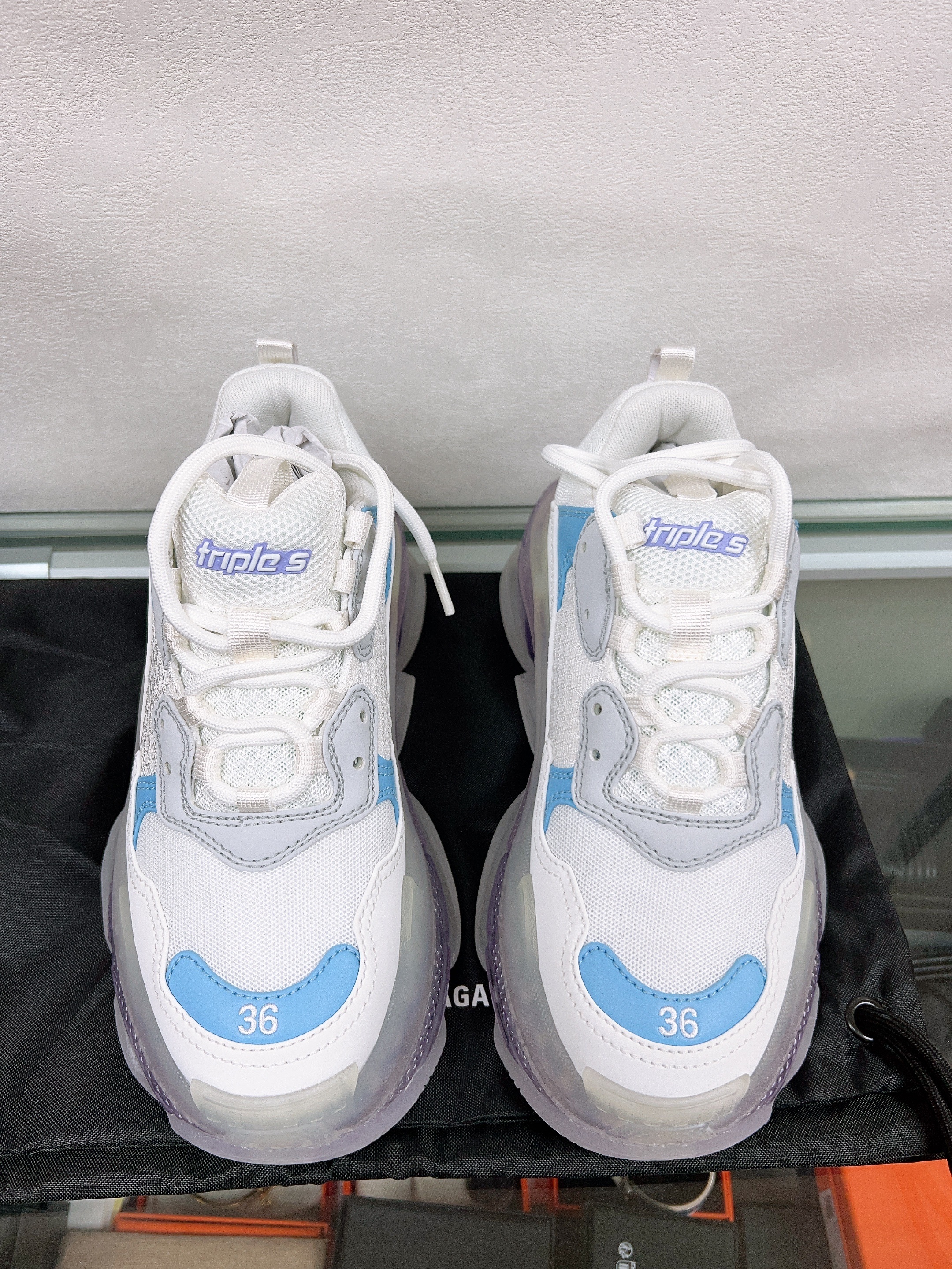 *Unused* (size:36) Balenciaga triple s sneakers/shoes