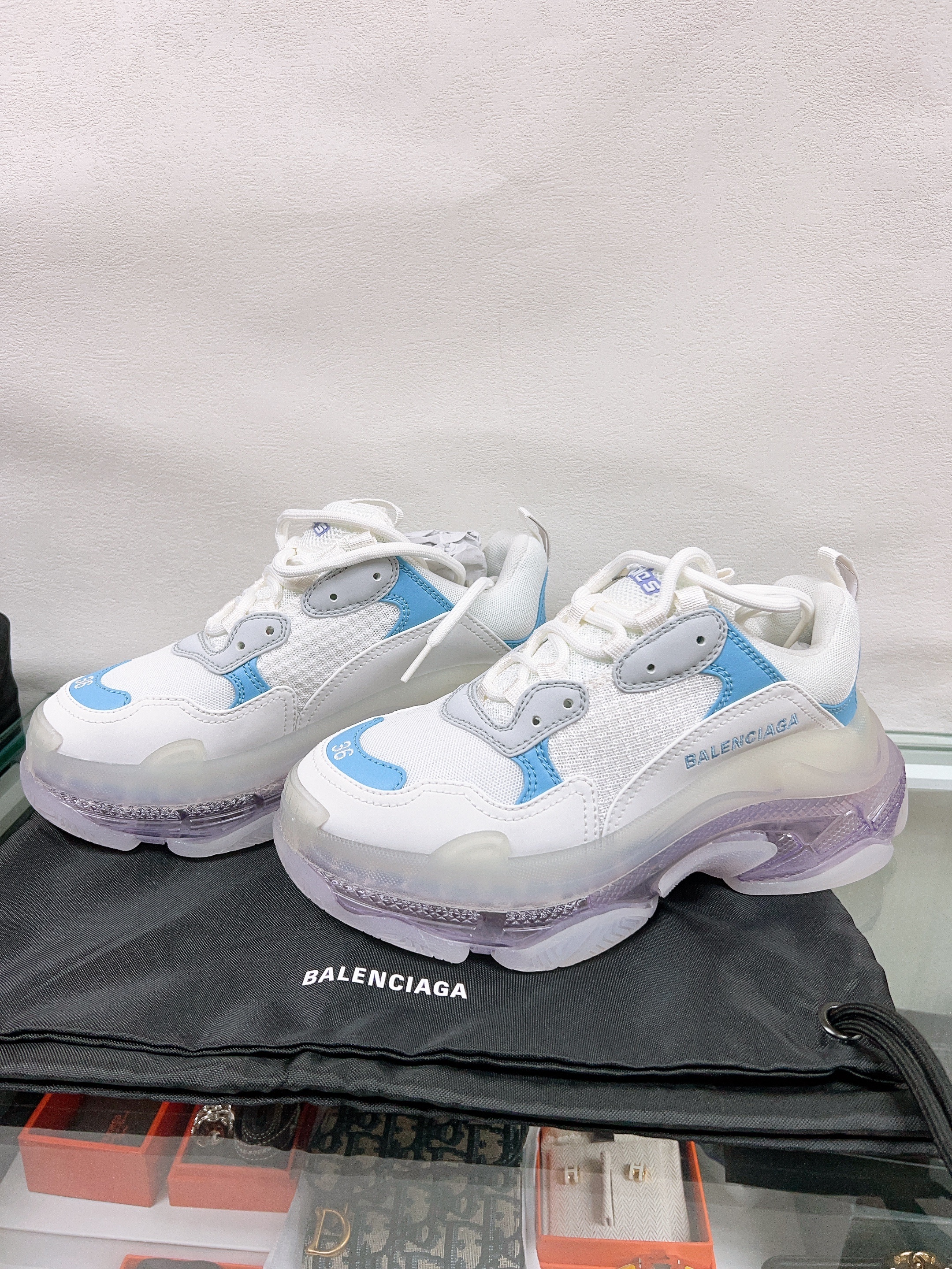 *Unused* (size:36) Balenciaga triple s sneakers/shoes