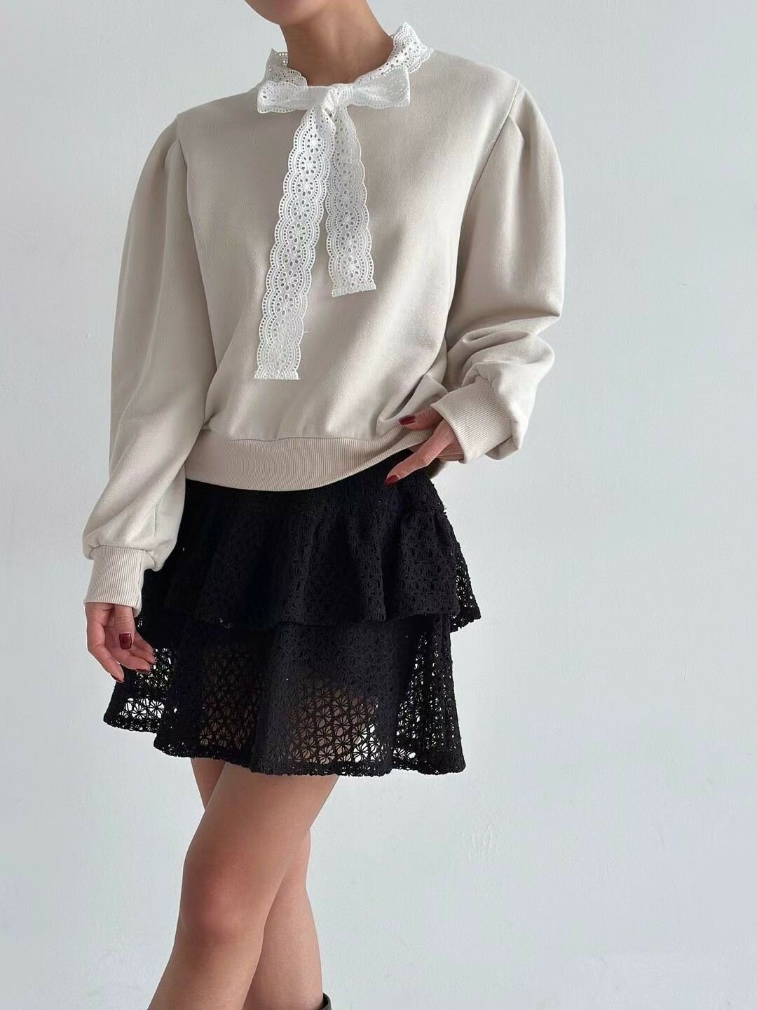 學院風蕾絲飄帶大學T