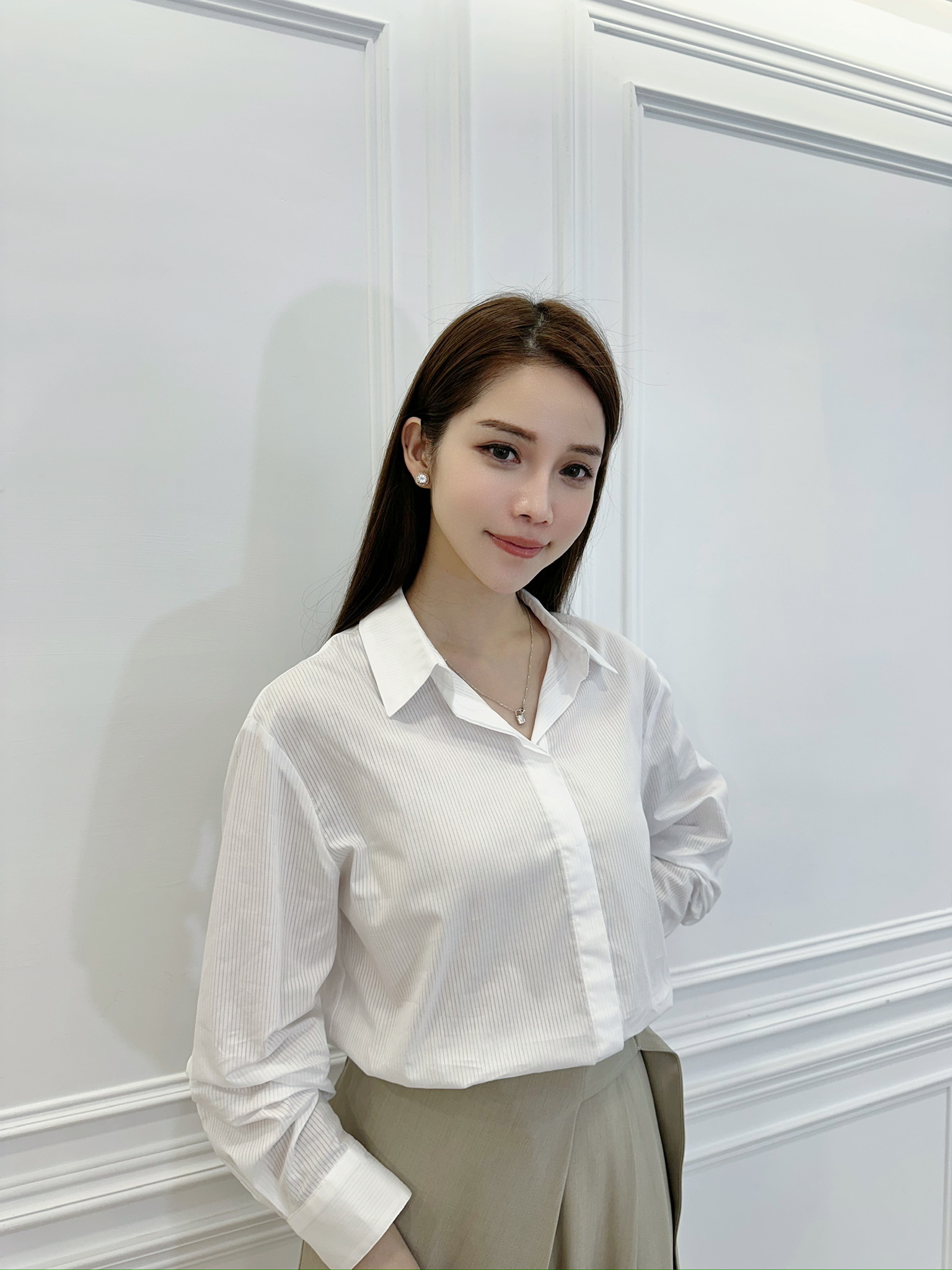 直條紋翻領襯衫