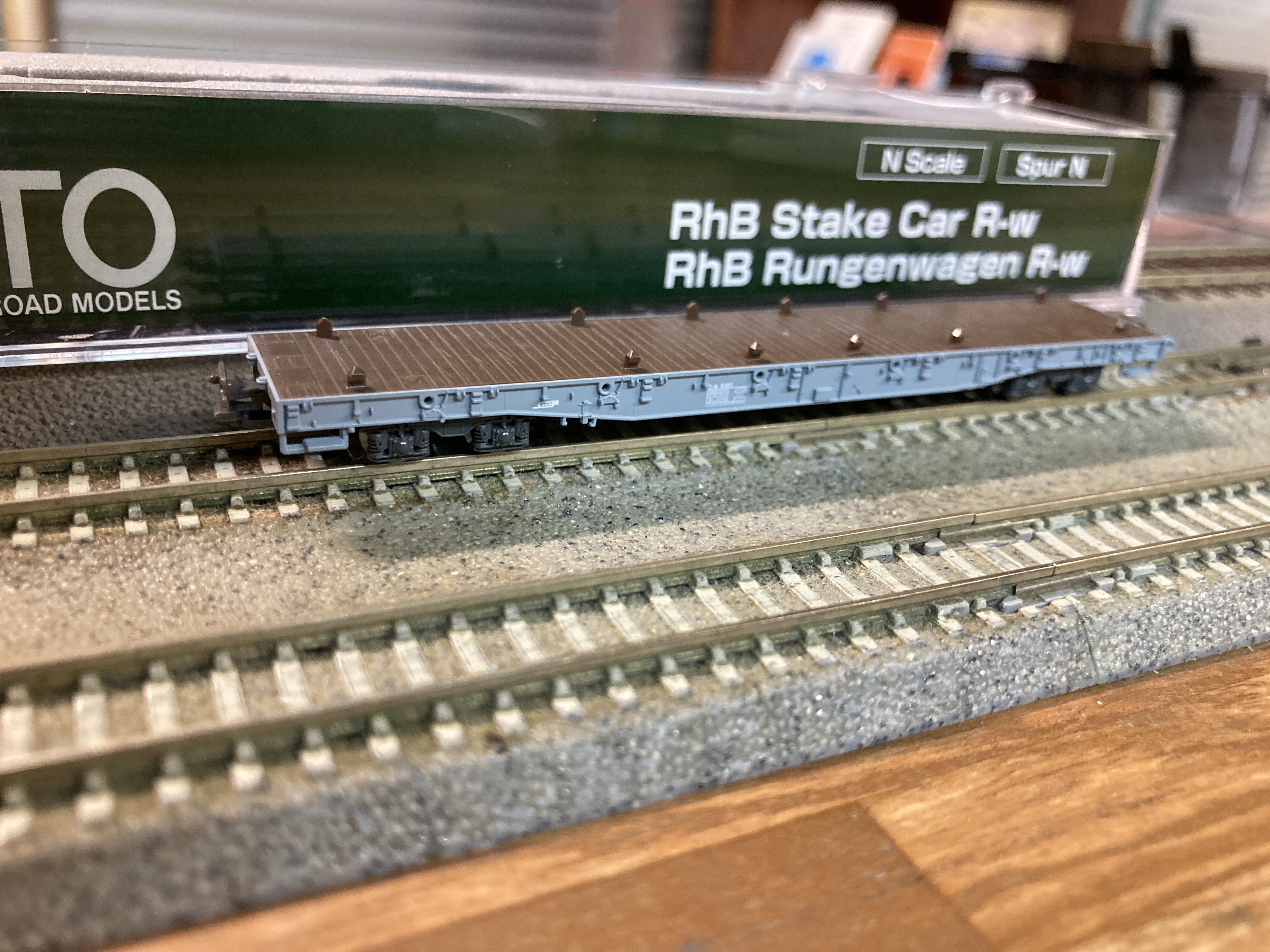 KATO 8203 RhB Stake Car  レーティッシュ鉄道 長物車 R-w