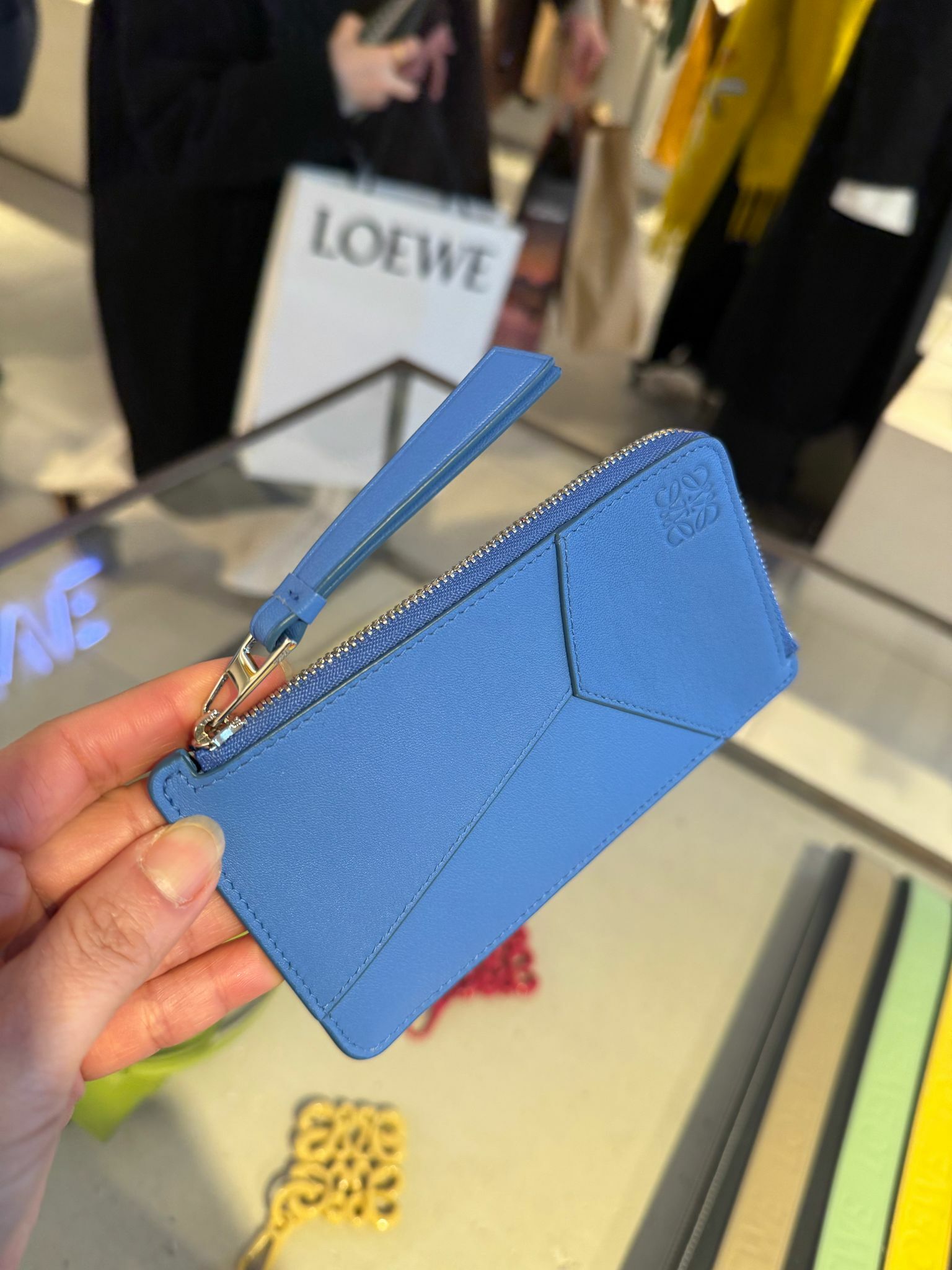 【預購】LOEWE G022008 拉鏈卡包（藍色）