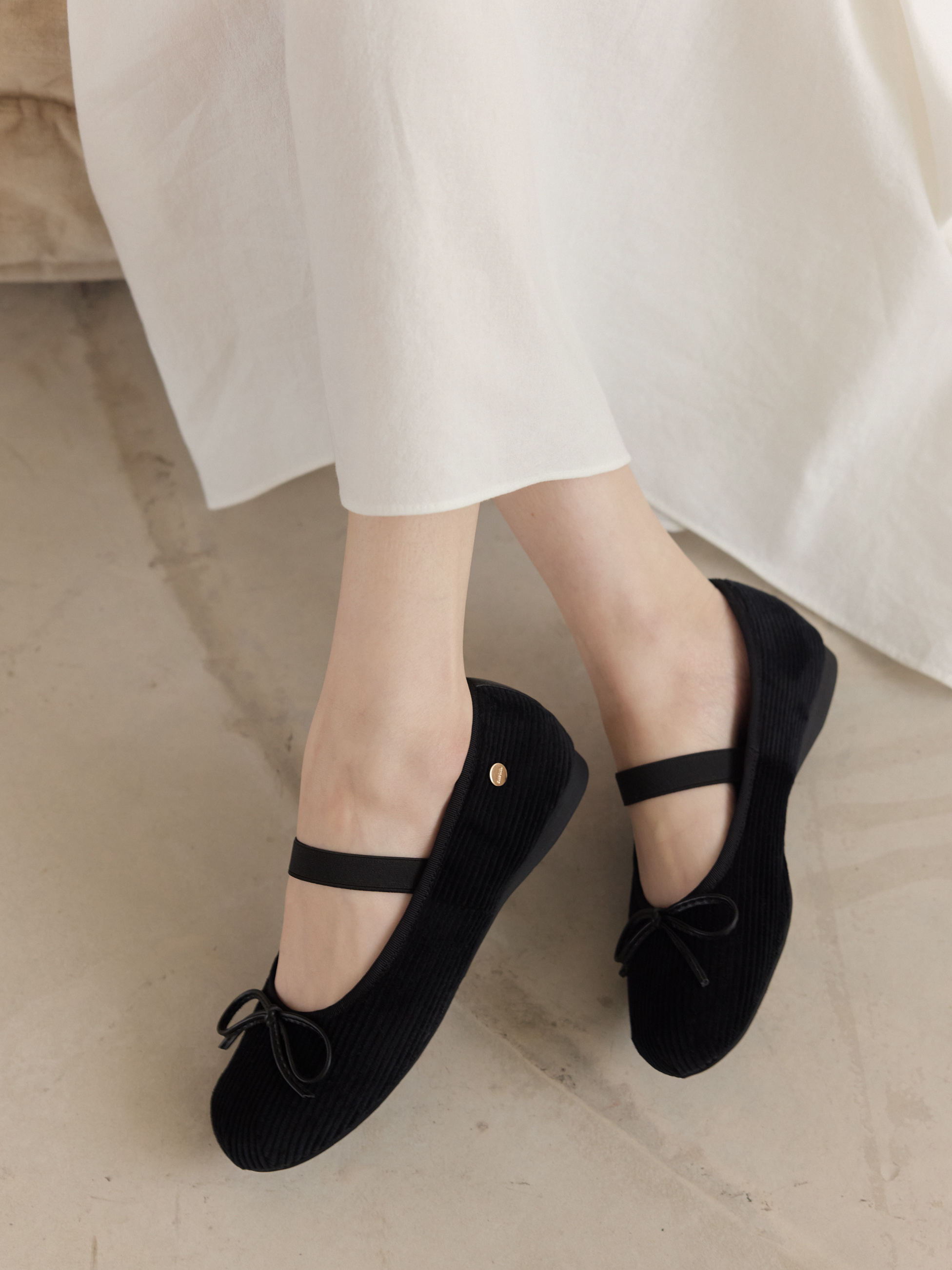 蝴蝶結小金釦平底芭蕾鞋