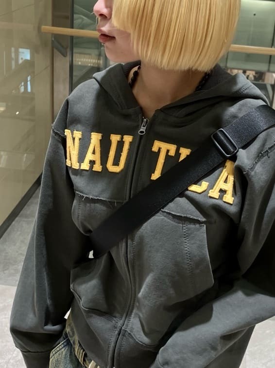 NAUTICA / Crop Logo Zip Outer (woman)