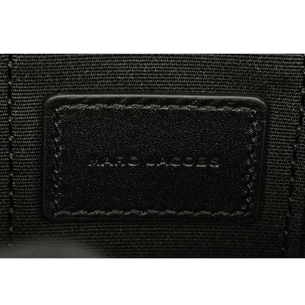 【MARC JACOBS】Vanity 平滑皮革銀鍊迷你化妝包/斜背包(黑色)2F4SMN095S02 001