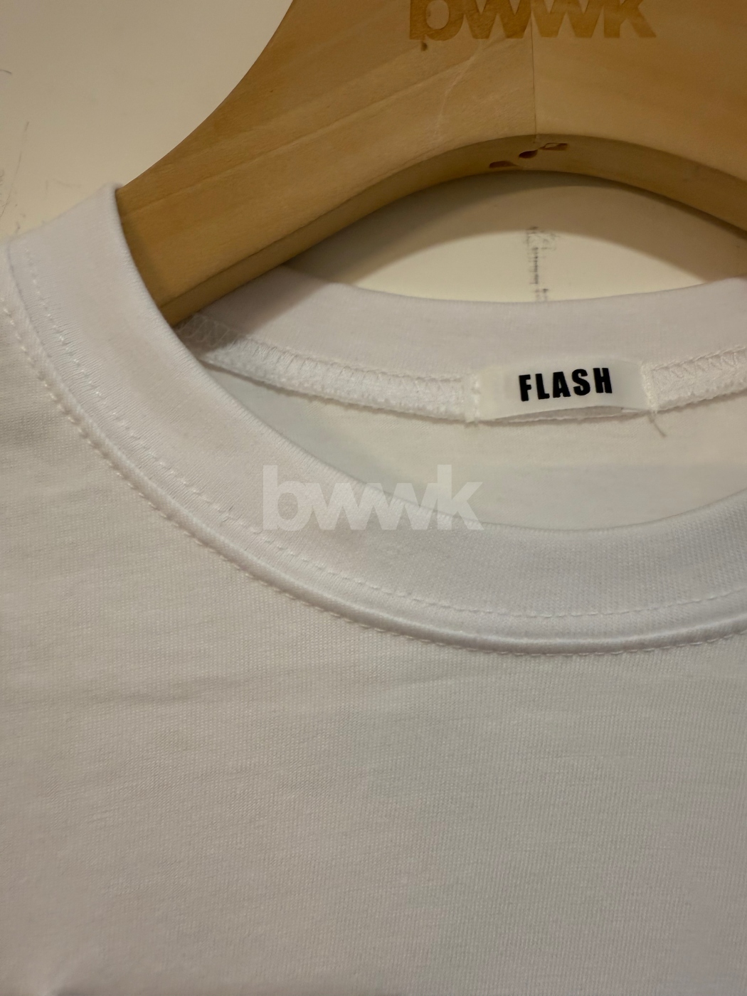 【瑕疵】蝴蝶結短袖上衣-白