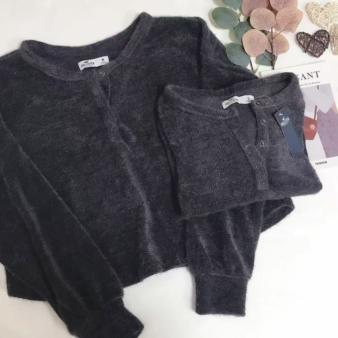 HOLLISTER COZY EYELASH HANLEY TOP