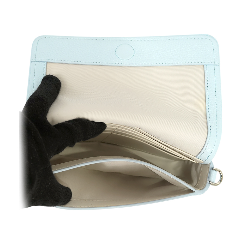 【MARC JACOBS】粒面皮革迷你斜背包WOC/手拿包(雲藍色)2S4SMN080S02 465