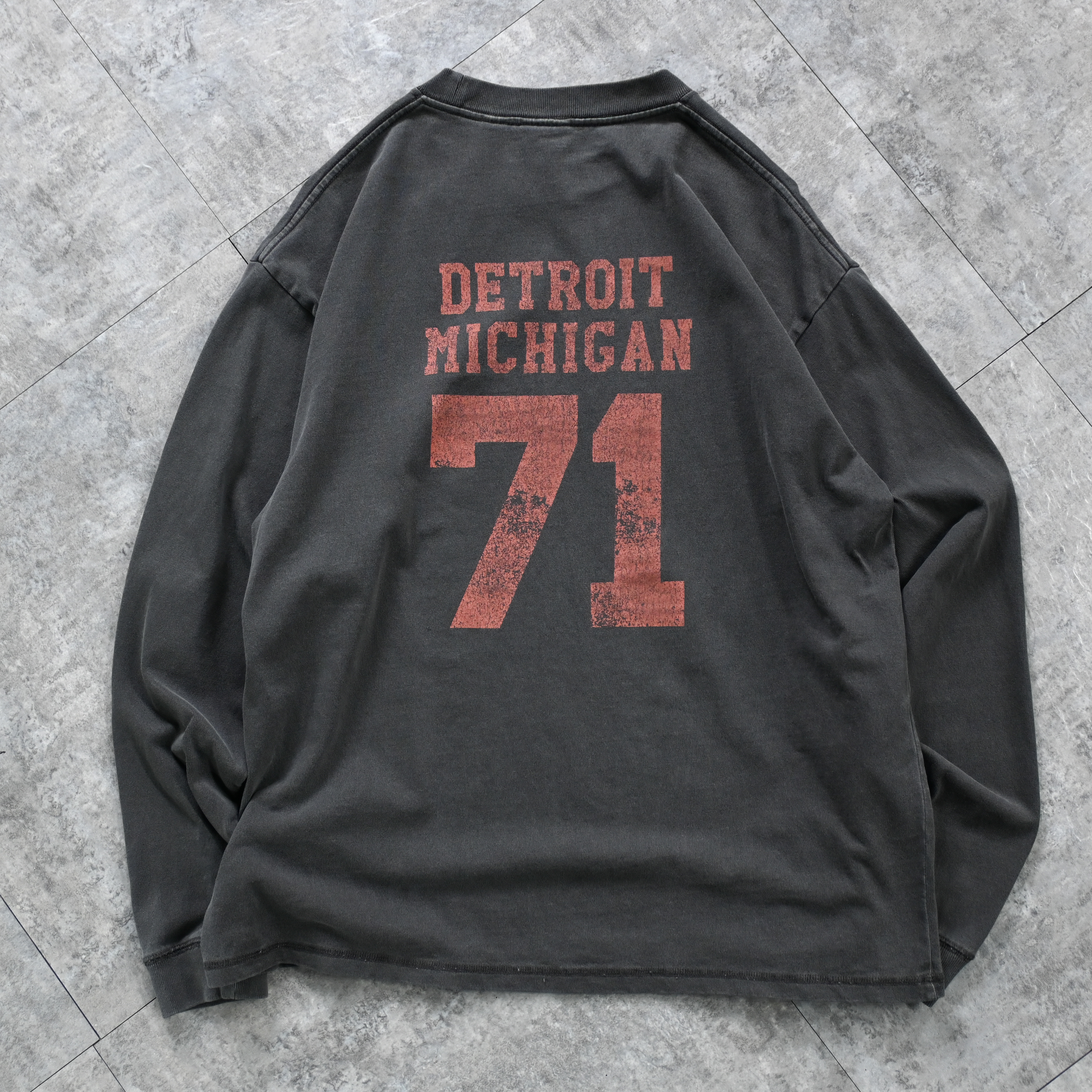 Nutmeg Tokyo Arch logo pigment Dyed Big Long Tee