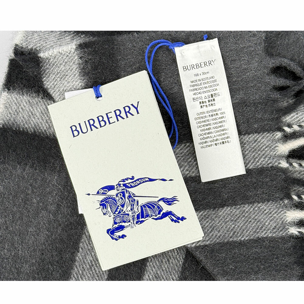 【BURBERRY】基本款經典格紋喀什米爾圍巾(暗炭灰色)8095206