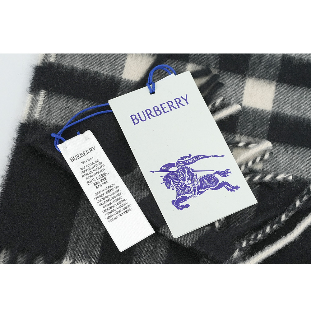【BURBERRY】基本款經典格紋喀什米爾圍巾(黑色/白布色)8094741