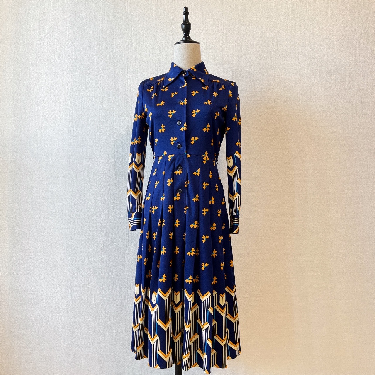 寶藍色卡通太陽花圖案古著連身裙