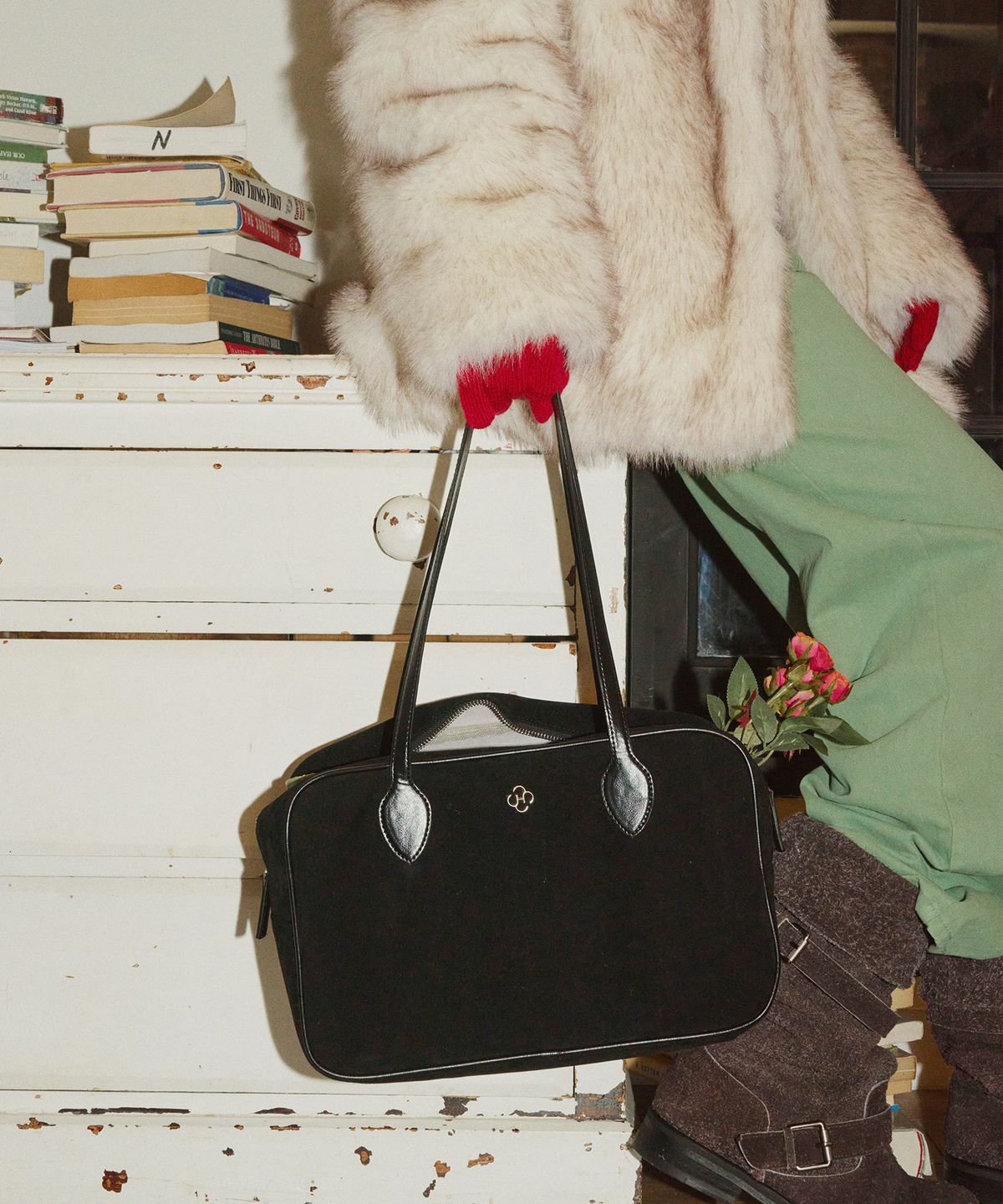 HEEARI Sage Suede Square Bag