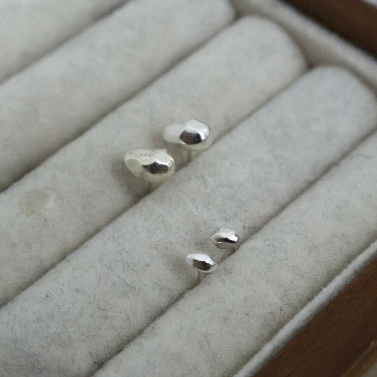 Korea切面石頭耳環(大/小)