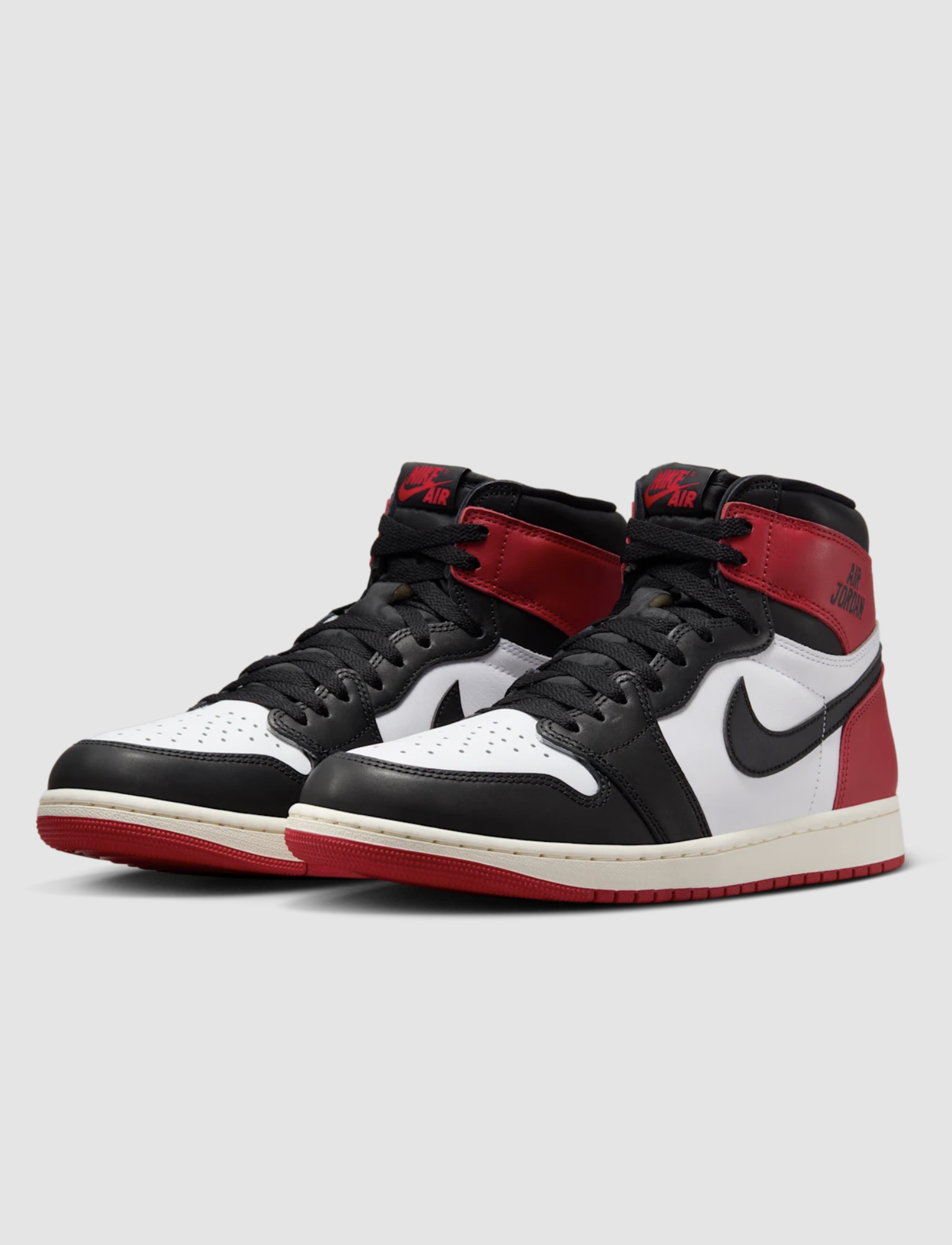 [Instock] Air Jordan 1 Retro High Black Toe Reimagined | DZ5485-106