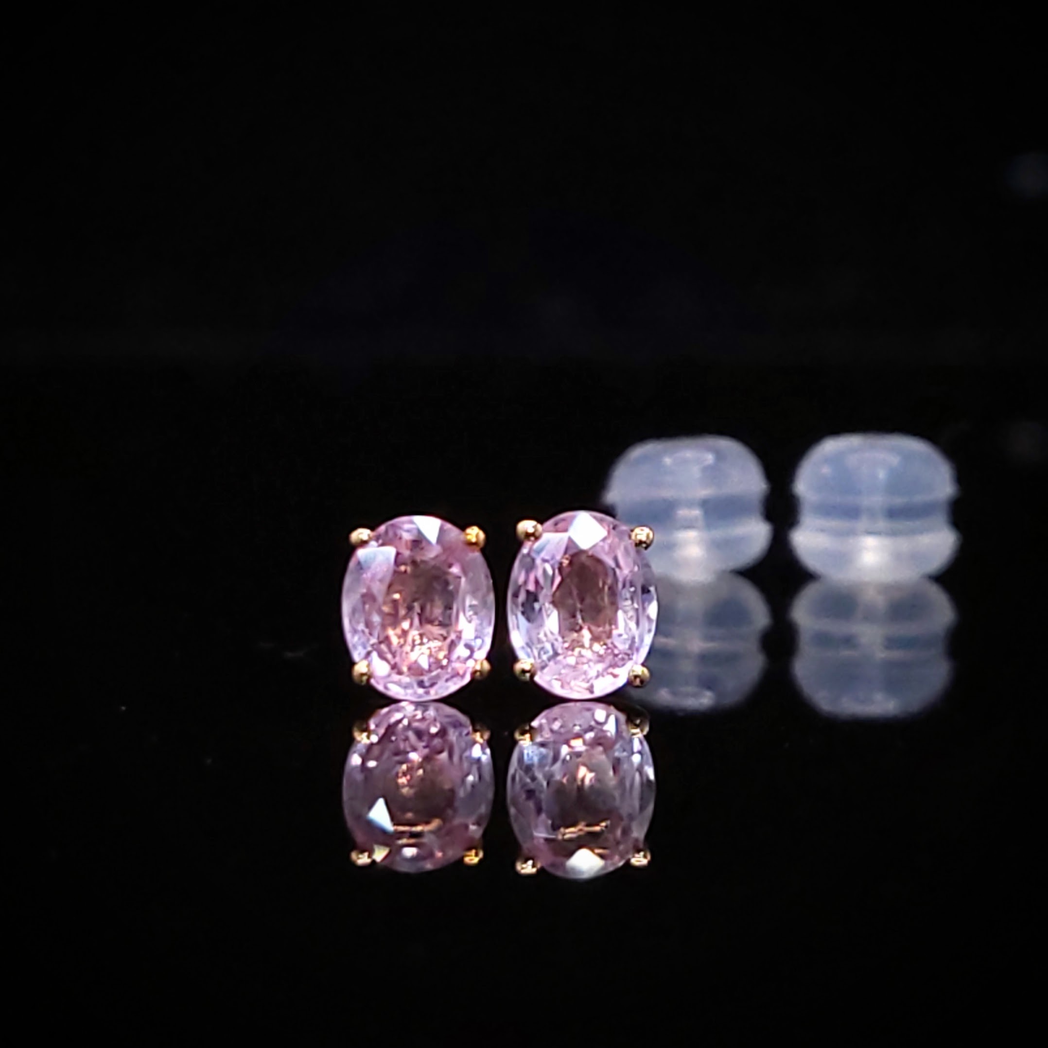 18K Rose Gold 0.90ct Pink Sapphire Earrings