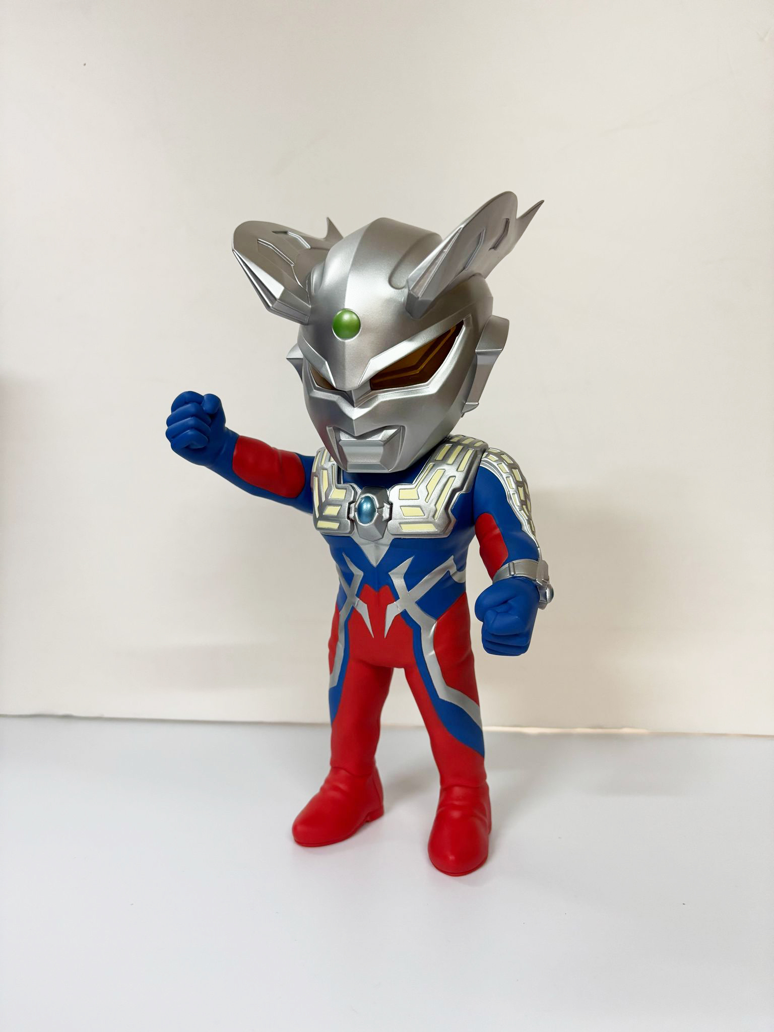 MAZZCOT MASCOTTE系列24cm Ultraman Zero (MAS-013)