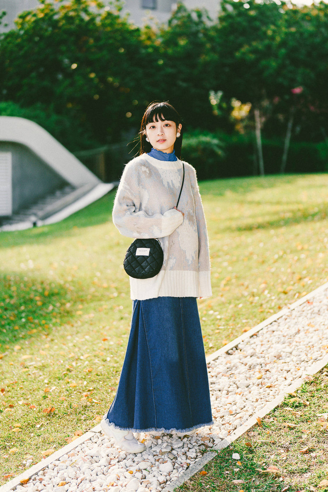 微風拂水波！側壓褶流蘇牛仔裙(三色-水洗藍)