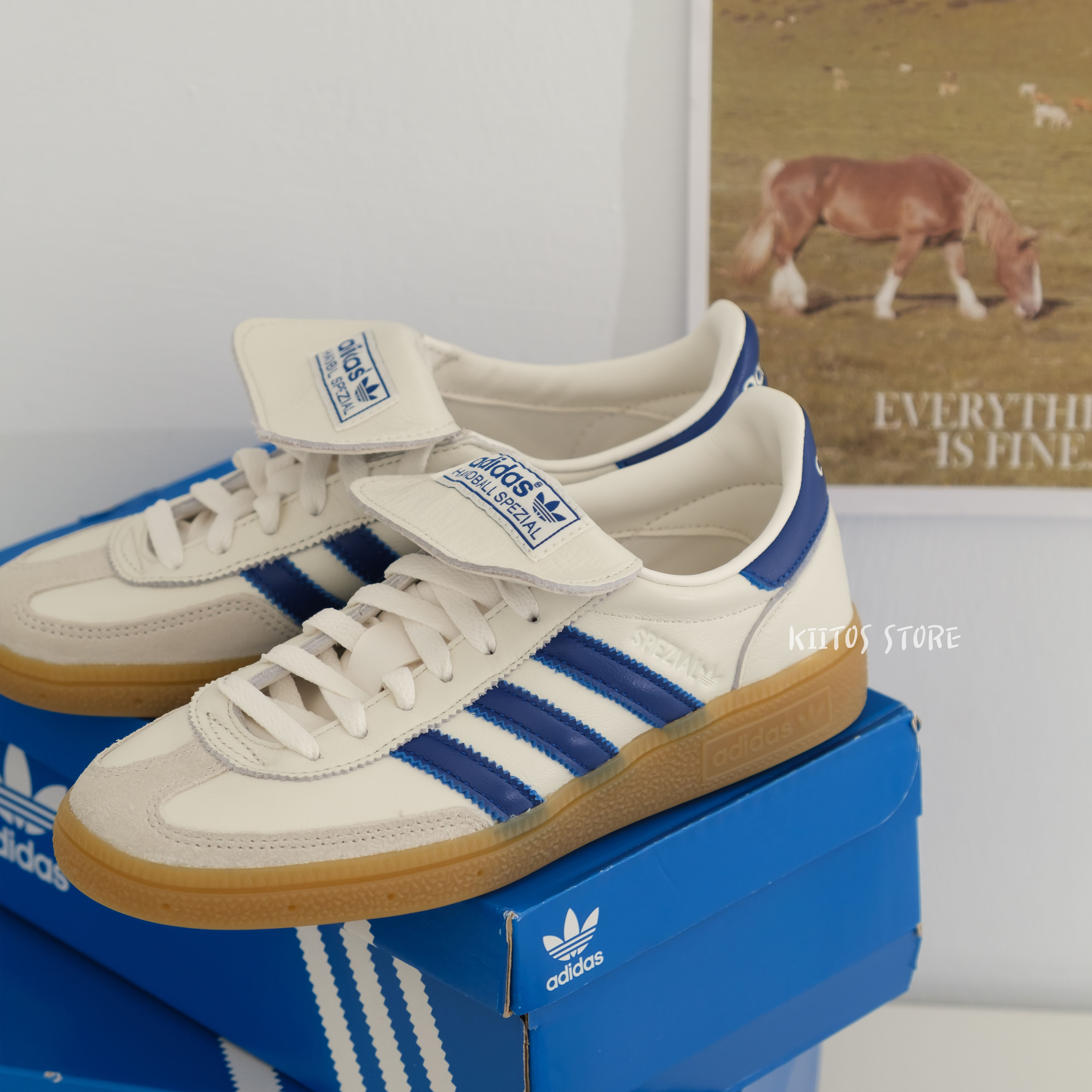 Adidas Handball Spezial 翻蓋 大鞋舌 標籤鞋舌 白藍 橡膠底 男女鞋  JH5657