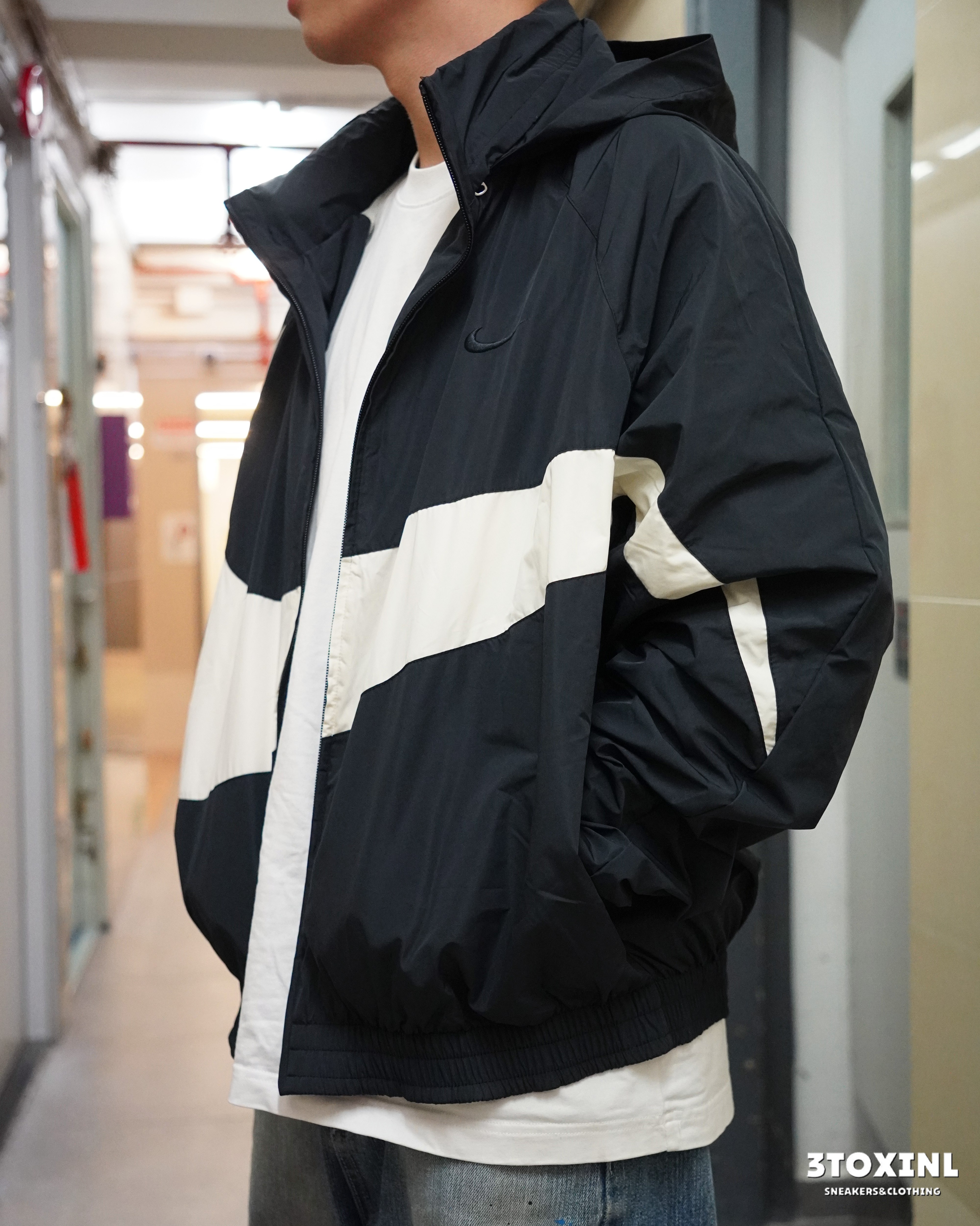 (預訂) Nike Sportswear Jacket - Black Sail