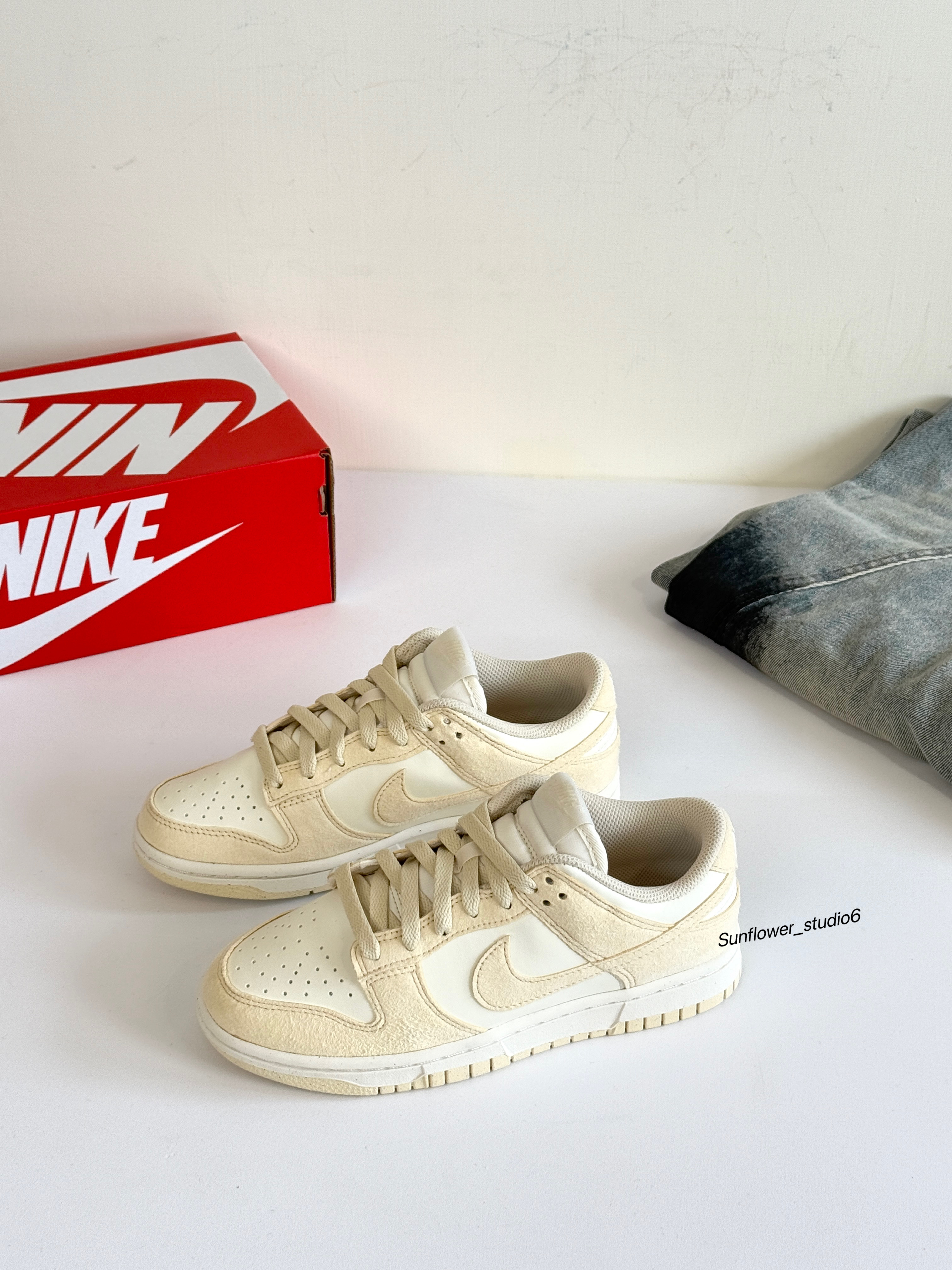 Nike Dunk Low 椰奶冰淇淋 奶黃色 米白 麂皮 環保材質 休閒鞋 HJ7673-004/預購