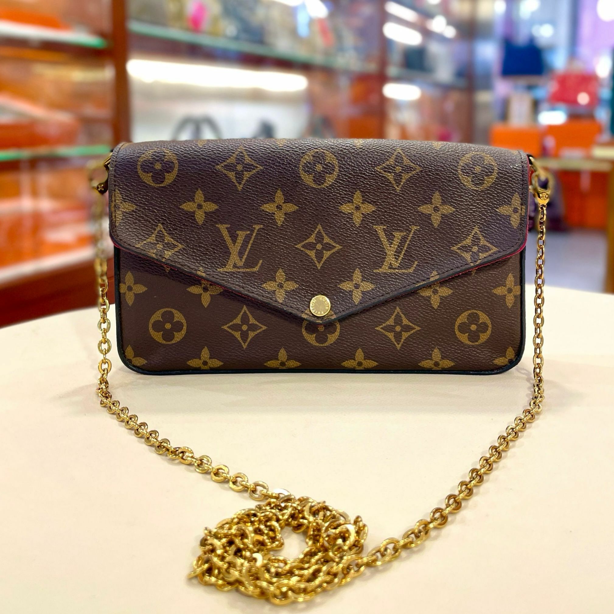 95%NEW二手LV斜揹包 M81896 啡色MONOGRAM帆布/金扣 FELICIE POCHETTE #香榭站正品