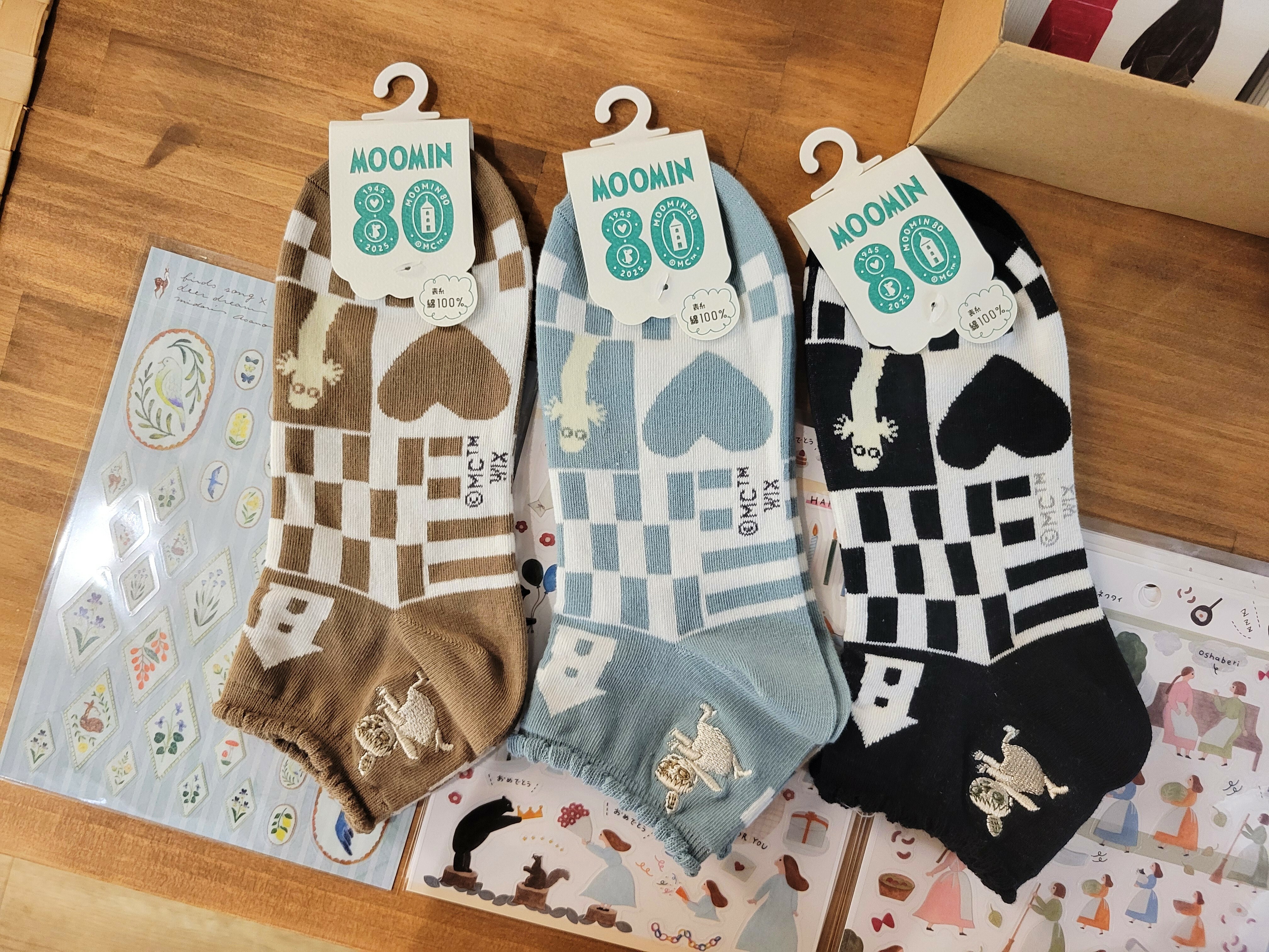 日本限定 moomin 姆明 80周年 短襪 格子 小美