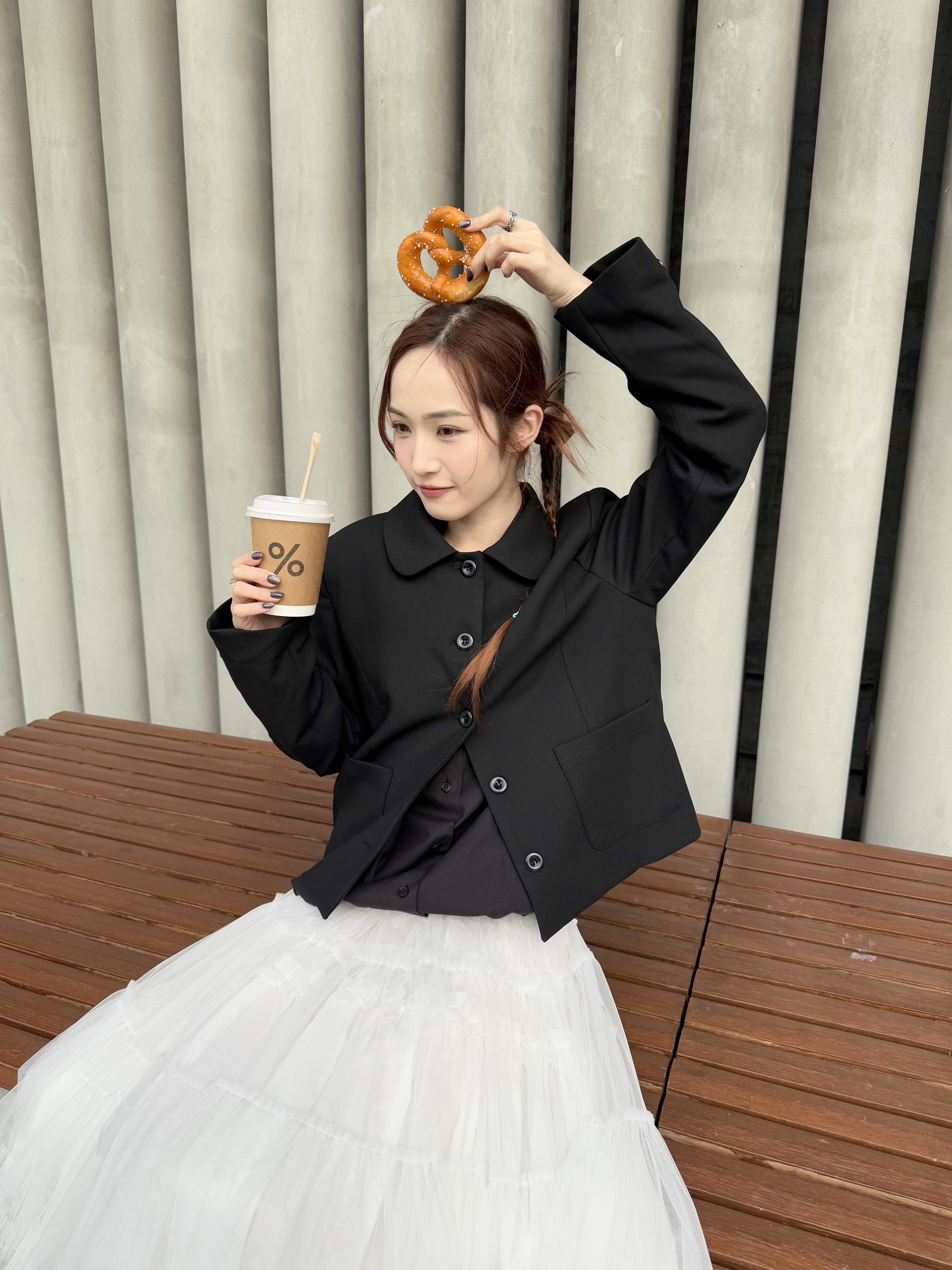 娃娃領西裝fit cut外套