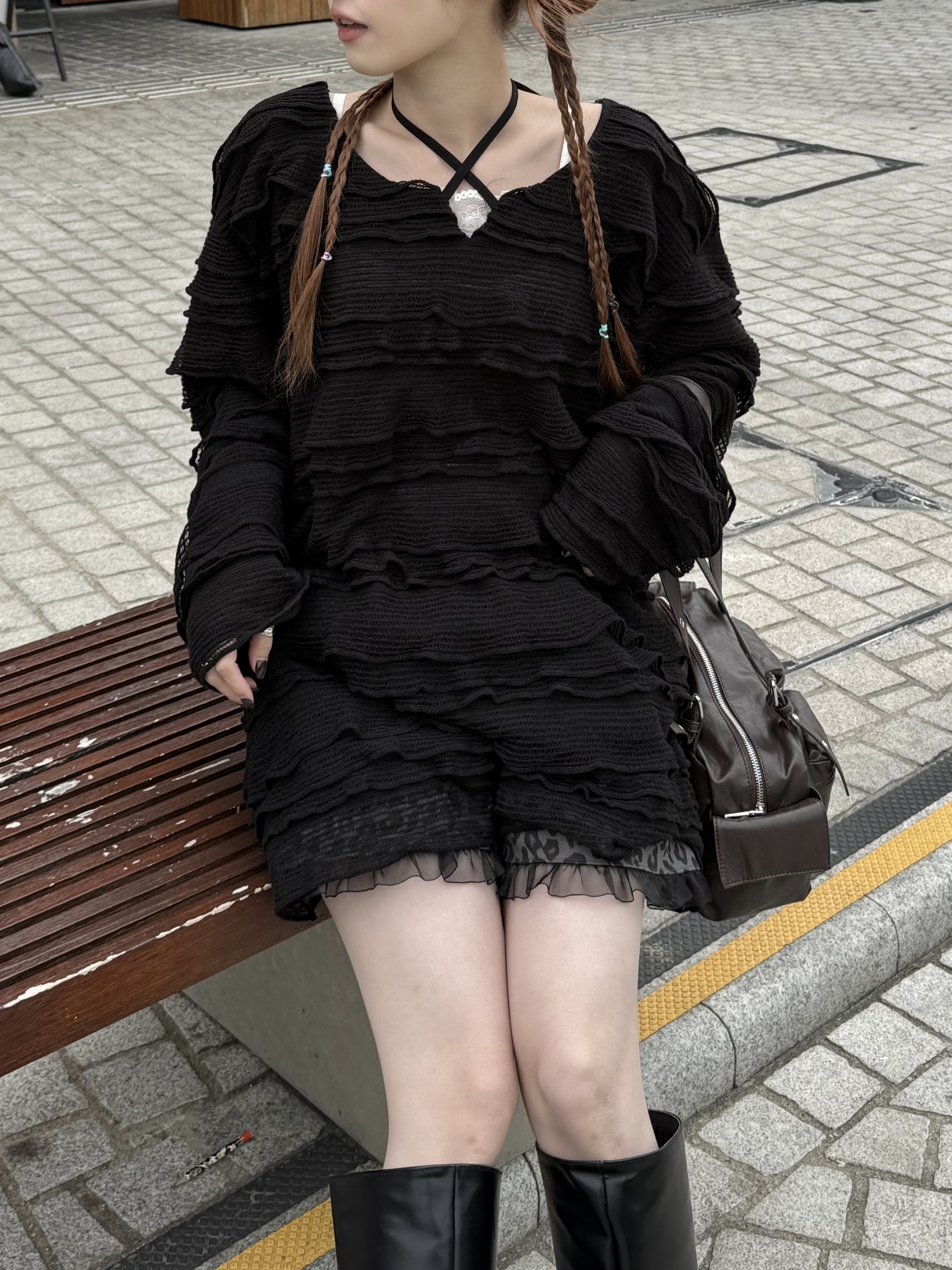 [三色入] 交差繩子網網波浪top(black )