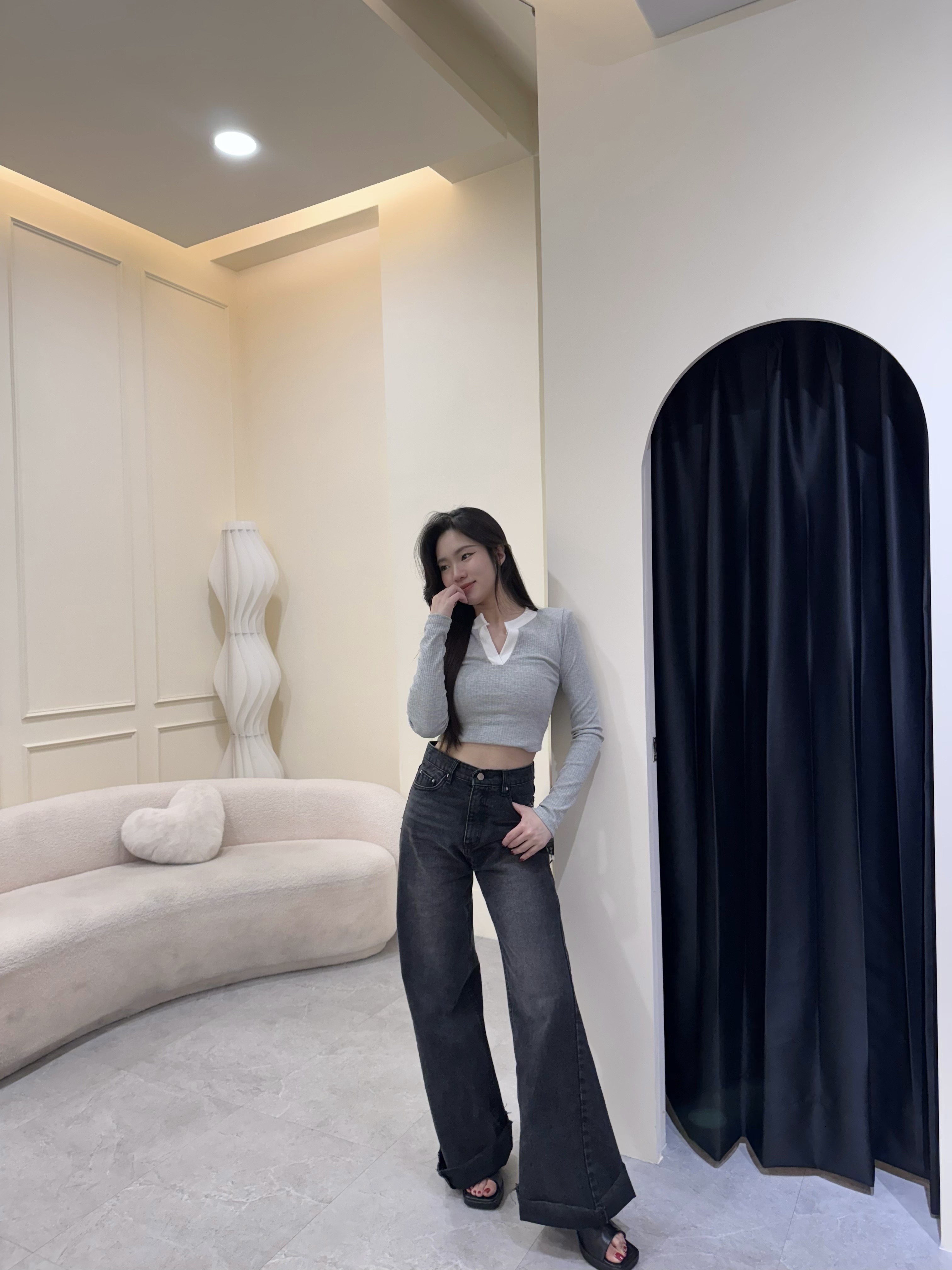 修圖闊腿牛仔褲