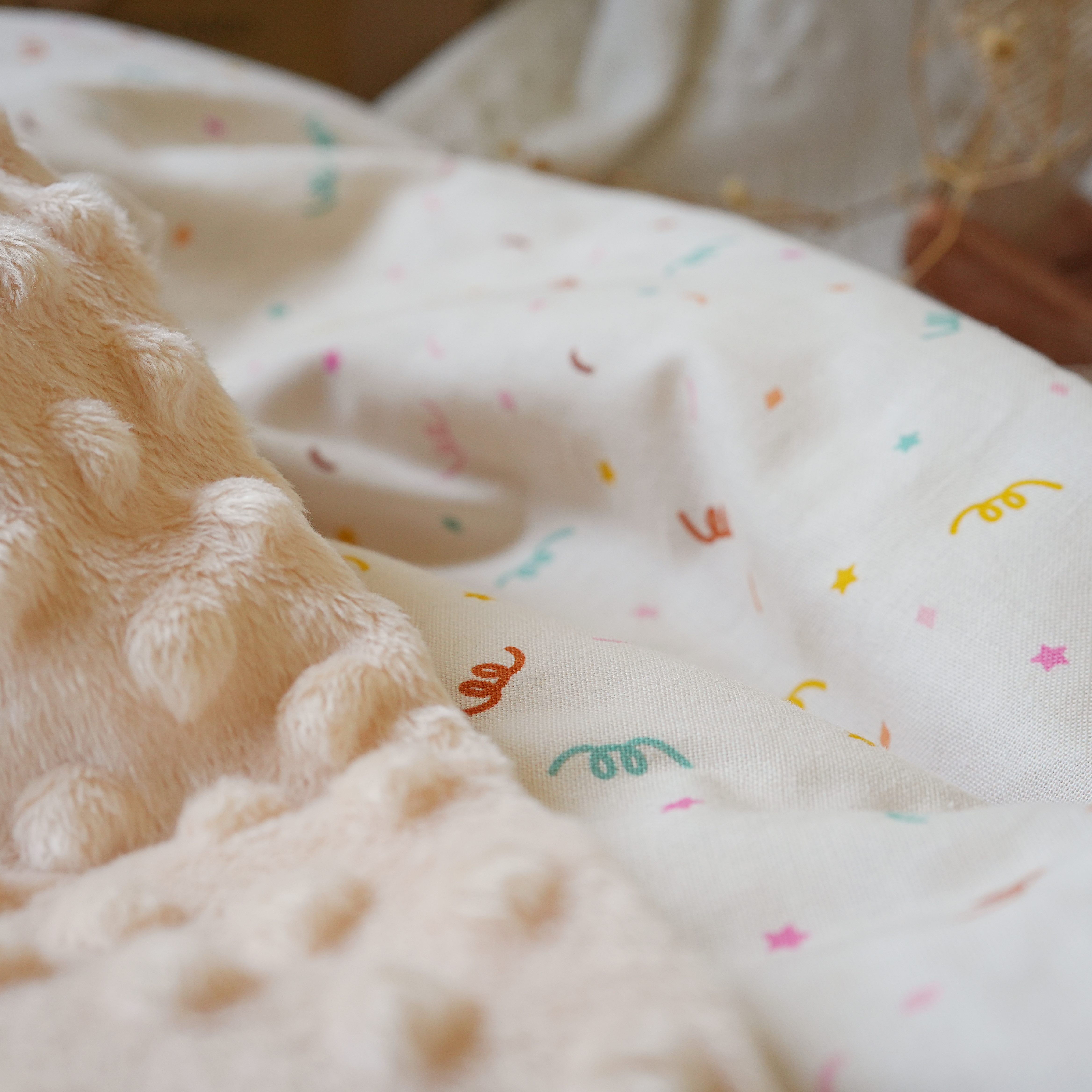 Hi Y.P store-舒眠毯-獨家設計款-派對彩帶