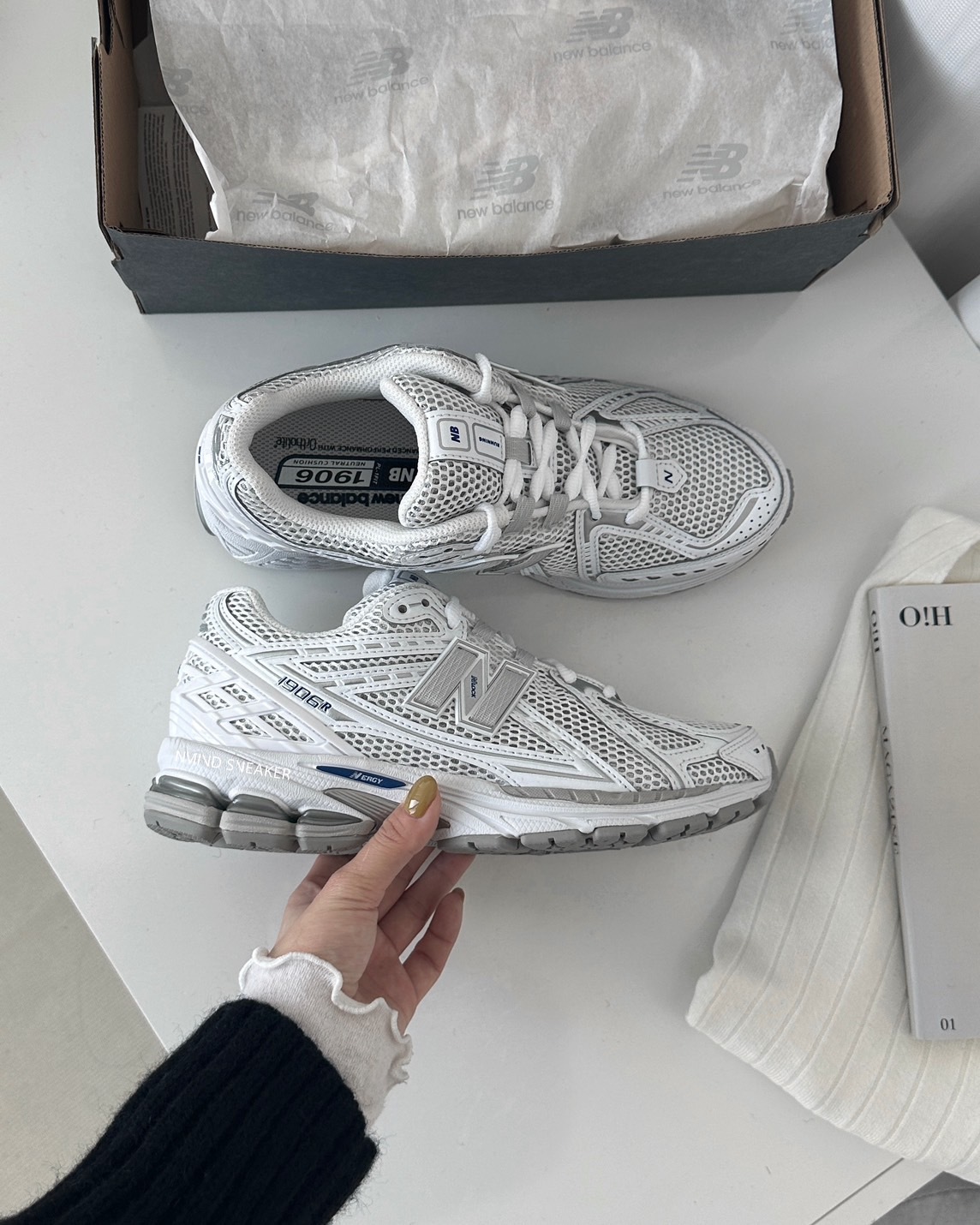 NEW BALANCE 1906R 白灰